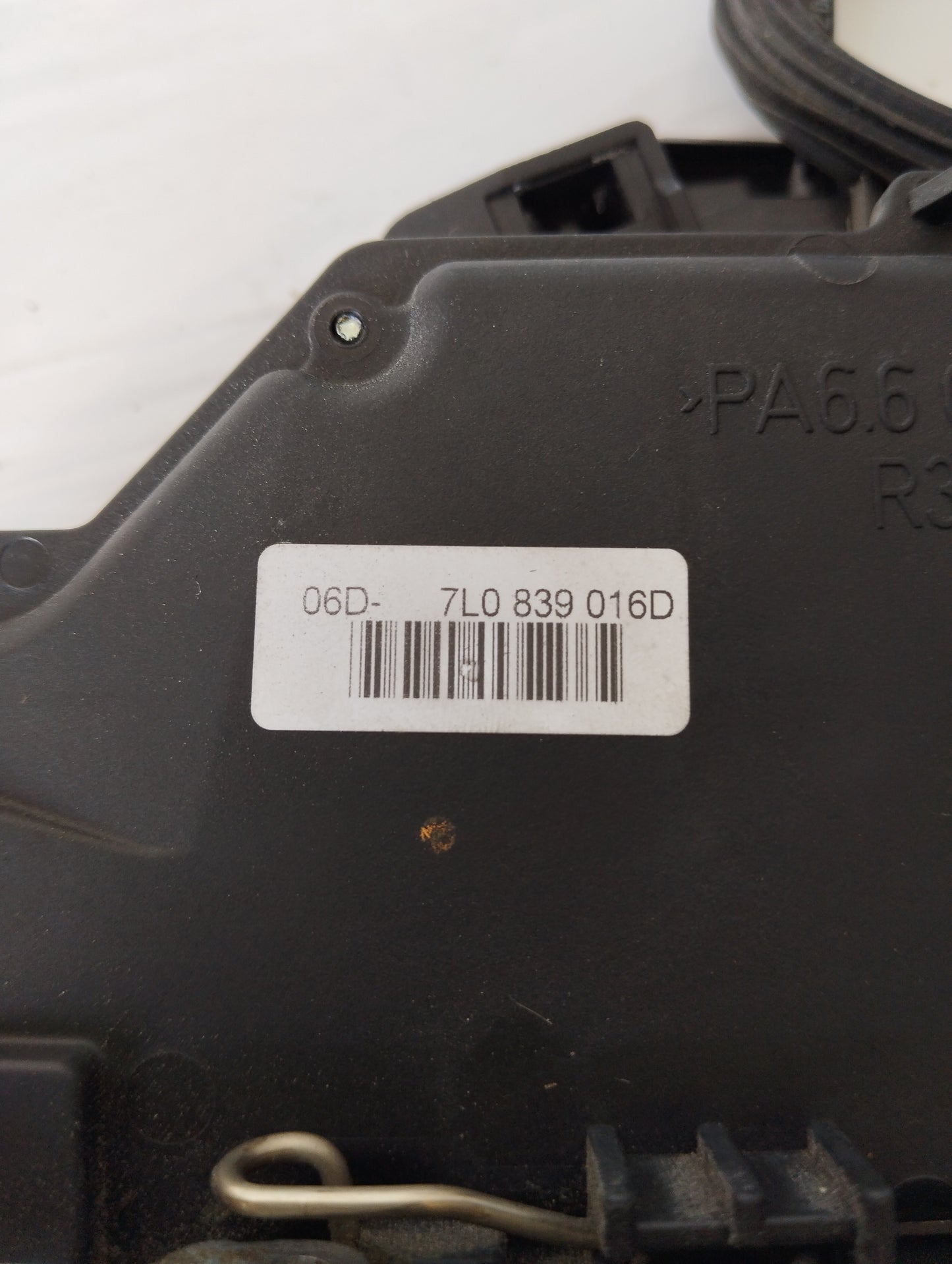 Serratura posteriore dx Volkswagen Golf 5 7 pin cod: 7l0839016D ecoAG5481