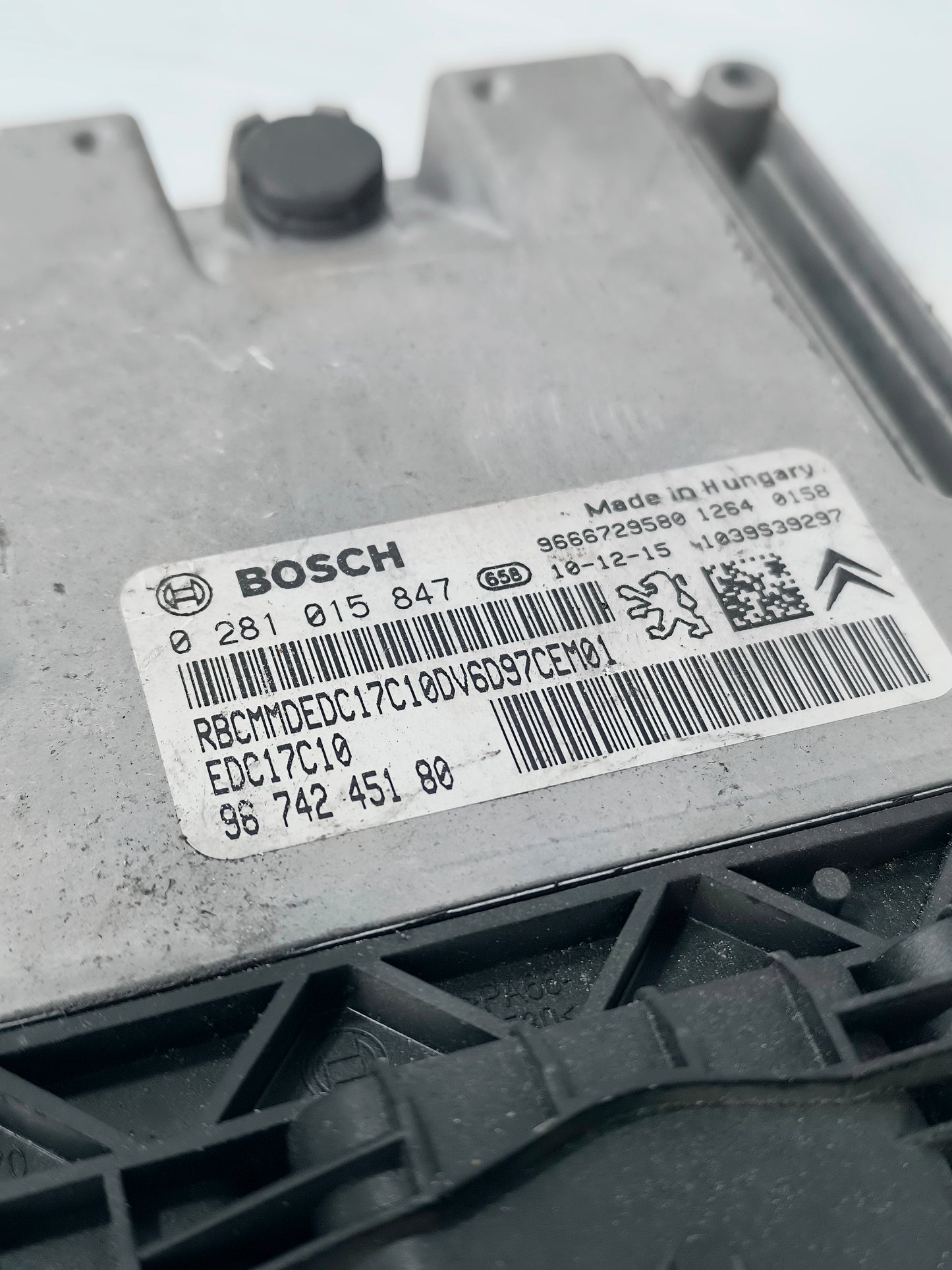 Centralina motore Citroen C3 Picasso/Peugeot 308 1.6 HDI 2011 Cod. 0281015847 ecoAG6297