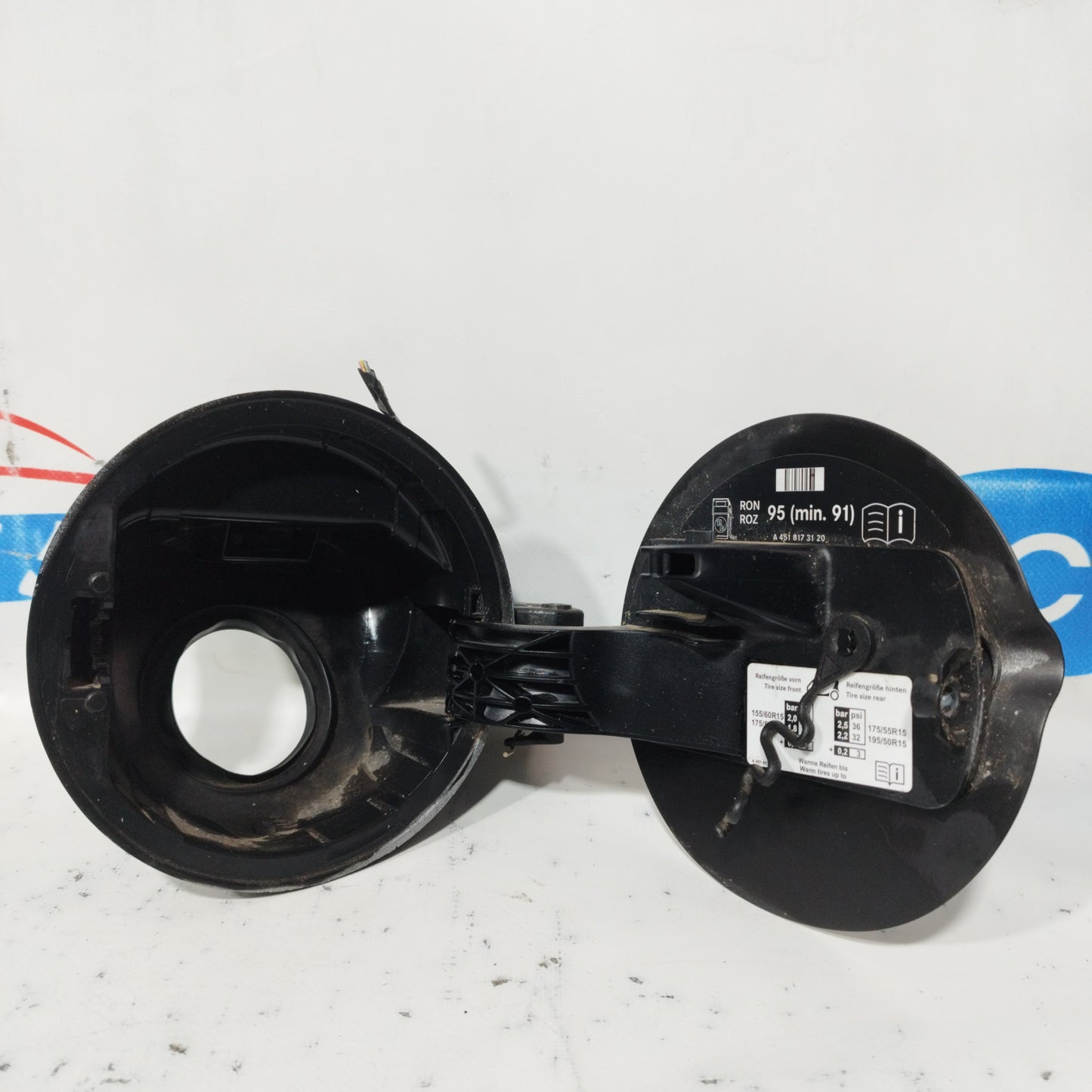 Black fuel flap Smart fortwo 451 2007 ecoAC10446