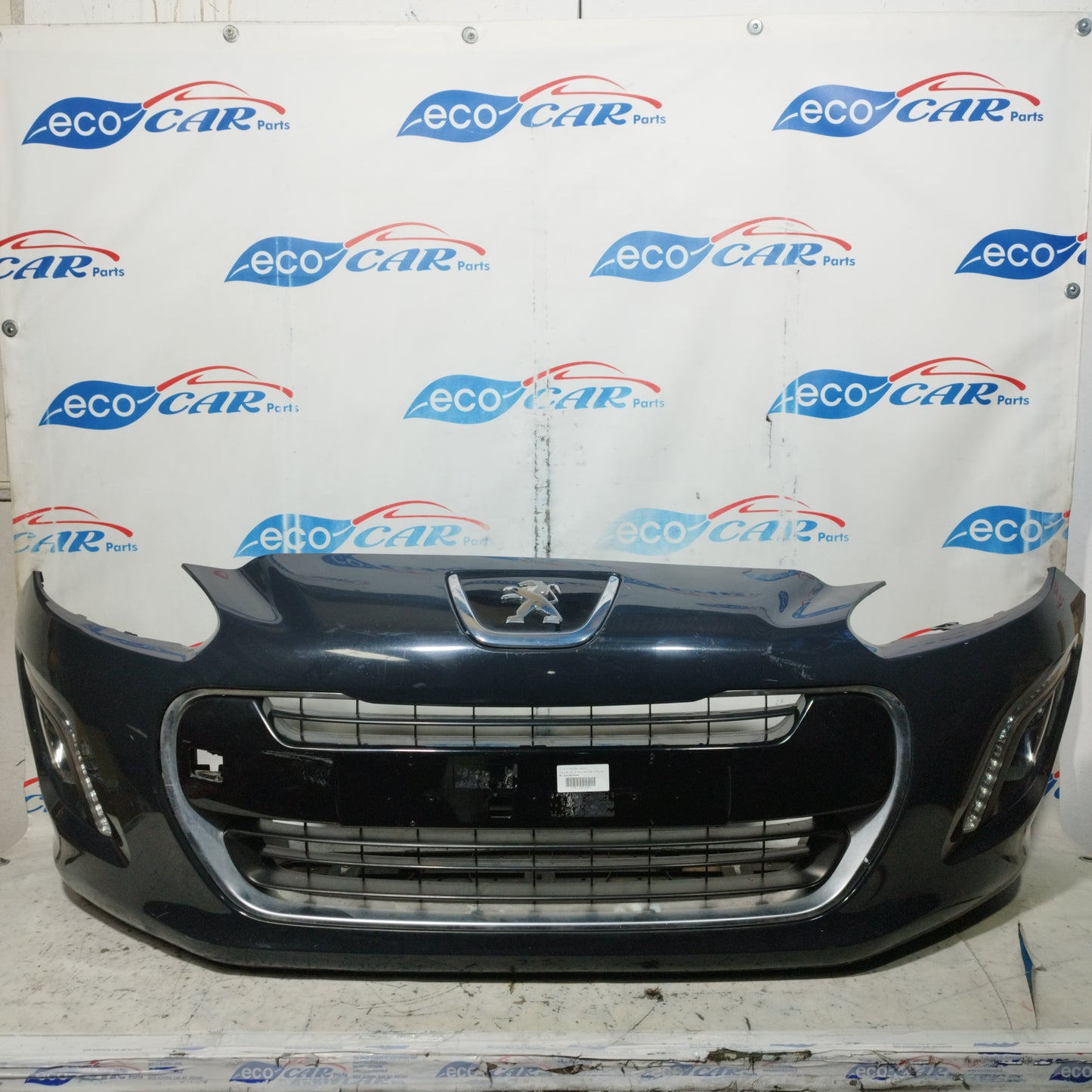 Paraurti anteriore grigio Hurricane Peugeot 308 2012 ecoAC10229