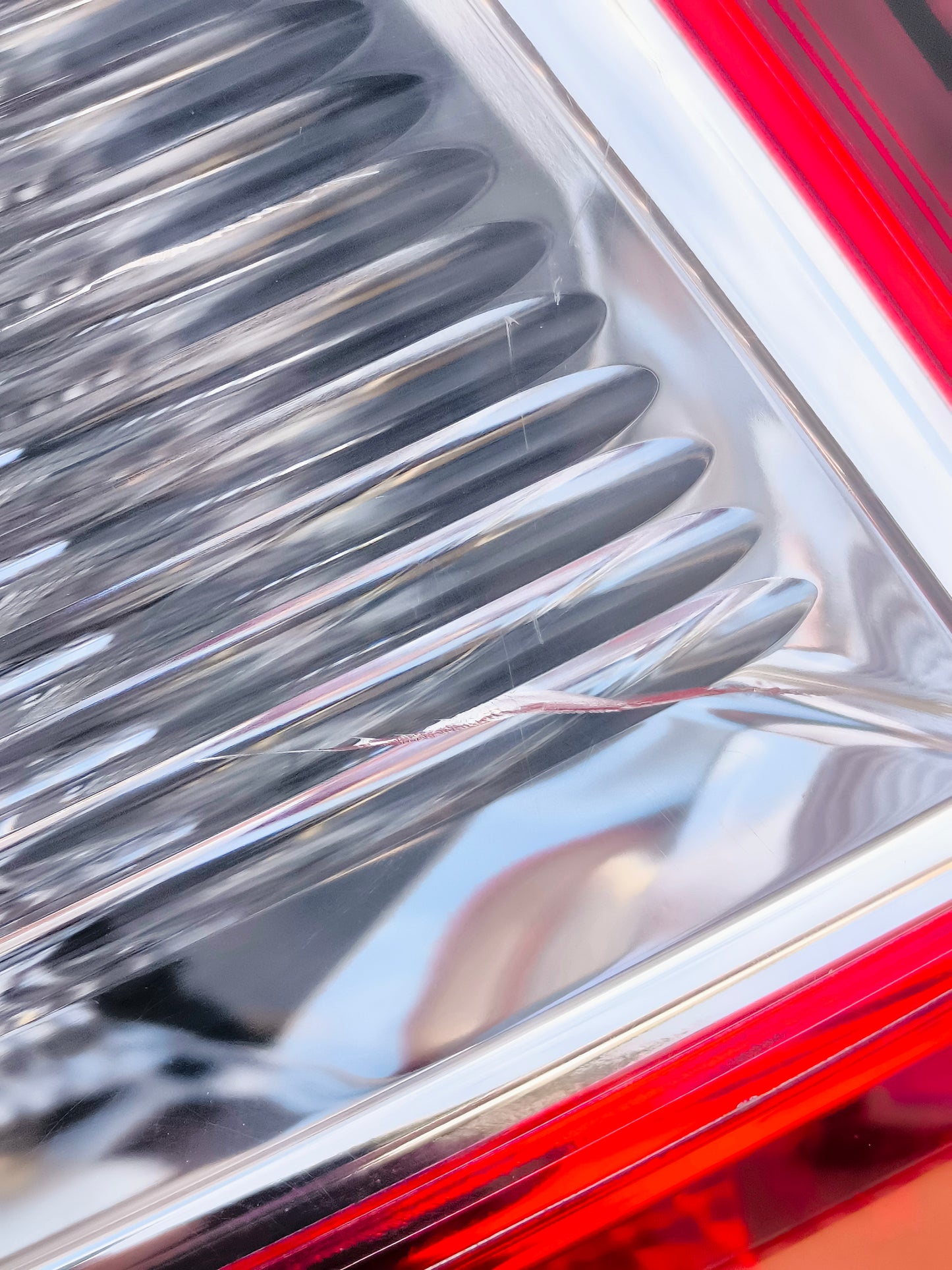 Dacia Sandero 2015 ecoAG6131 left rear light