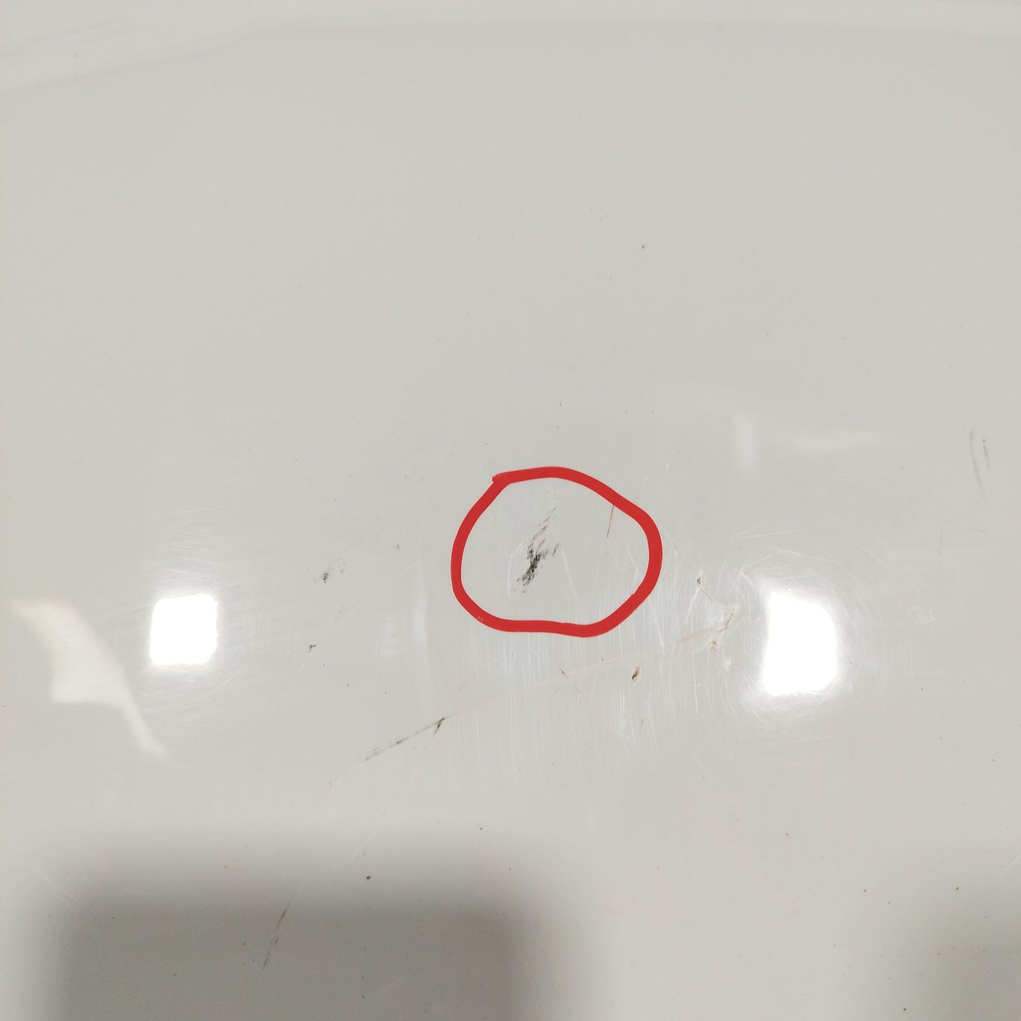 Weiße Motorhaube Opel Corsa D 2011 ecoAC8581