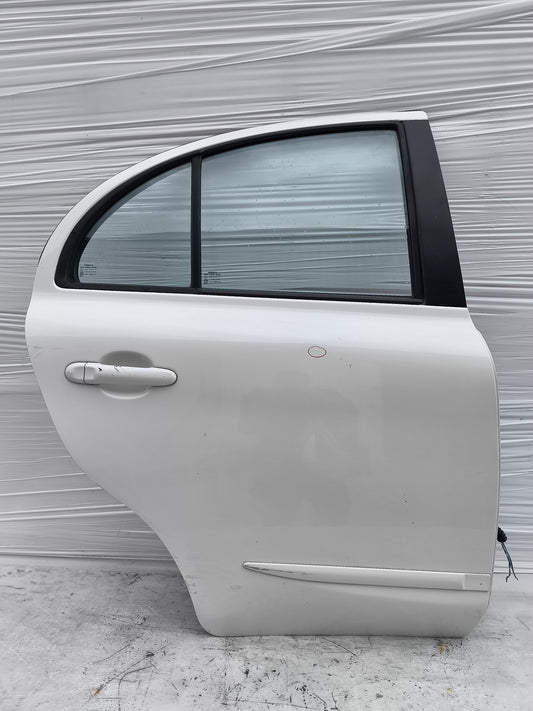 Sportello posteriore dx bianco Nissan Micra k13 2010-2013 ecoAG8016