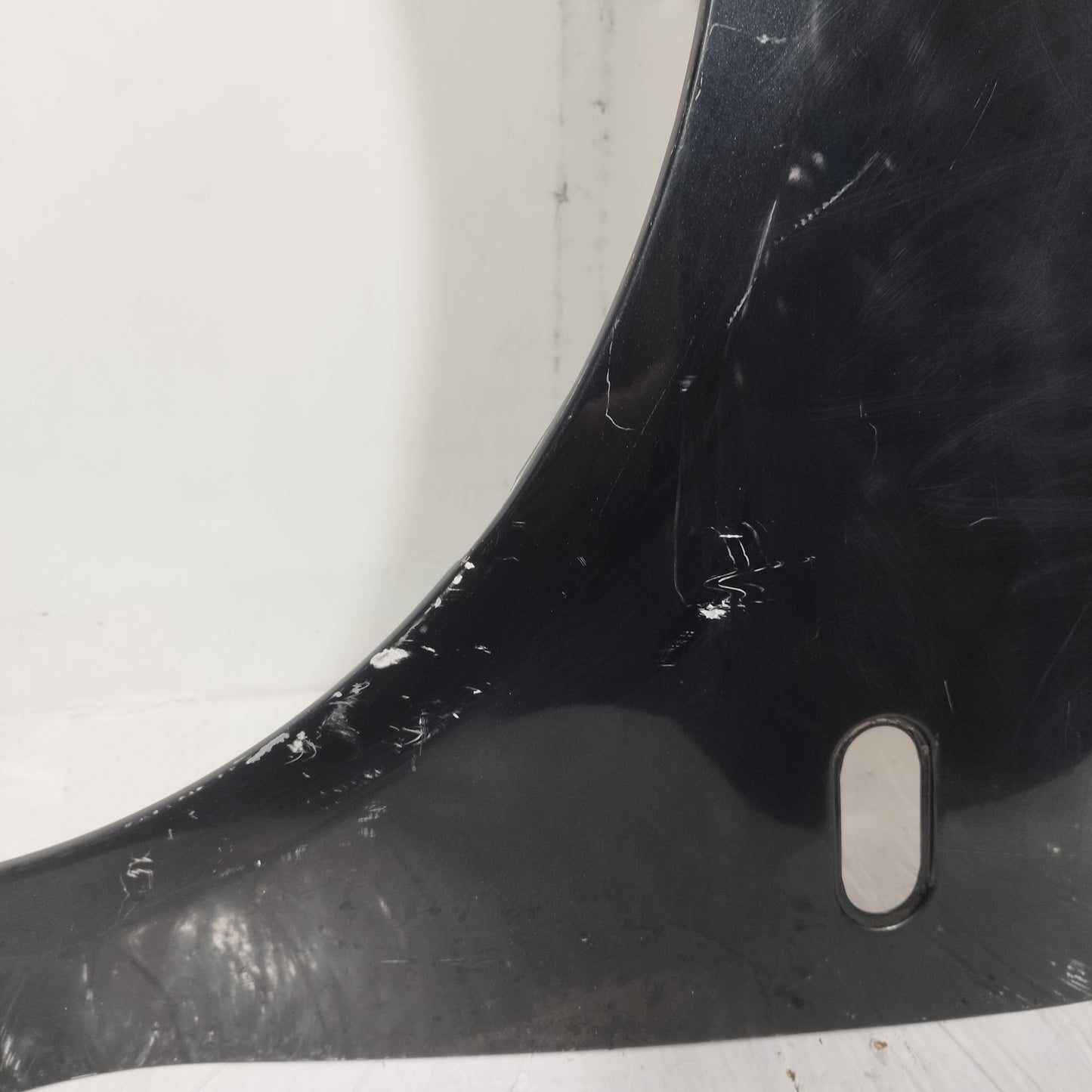 Parafango anteriore sx nero Volkswagen Polo 2003 ecoAC12932