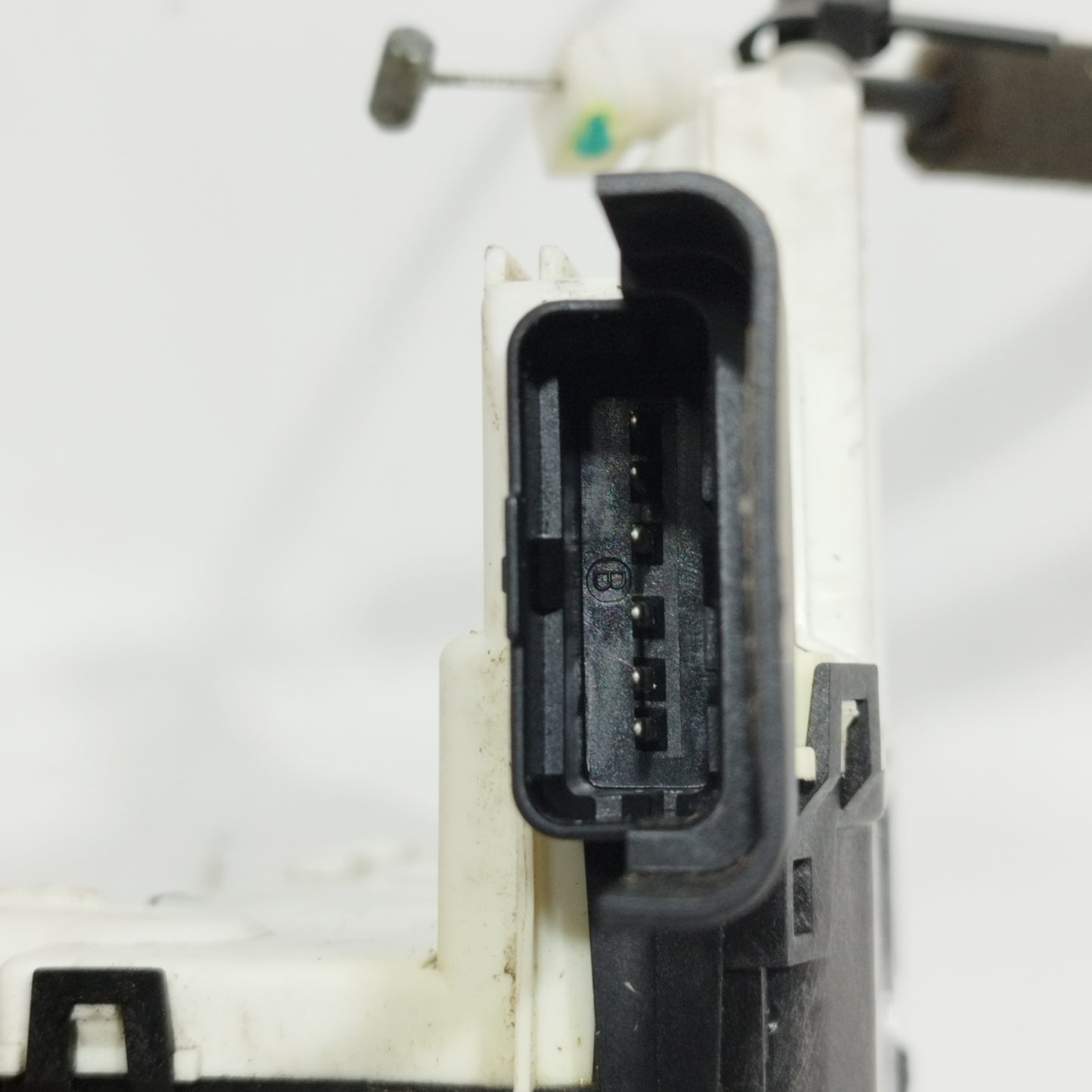 Türschloss vorne rechts Citroen C3 2011 6-polig Code: Inp A04959 ecoAC11664