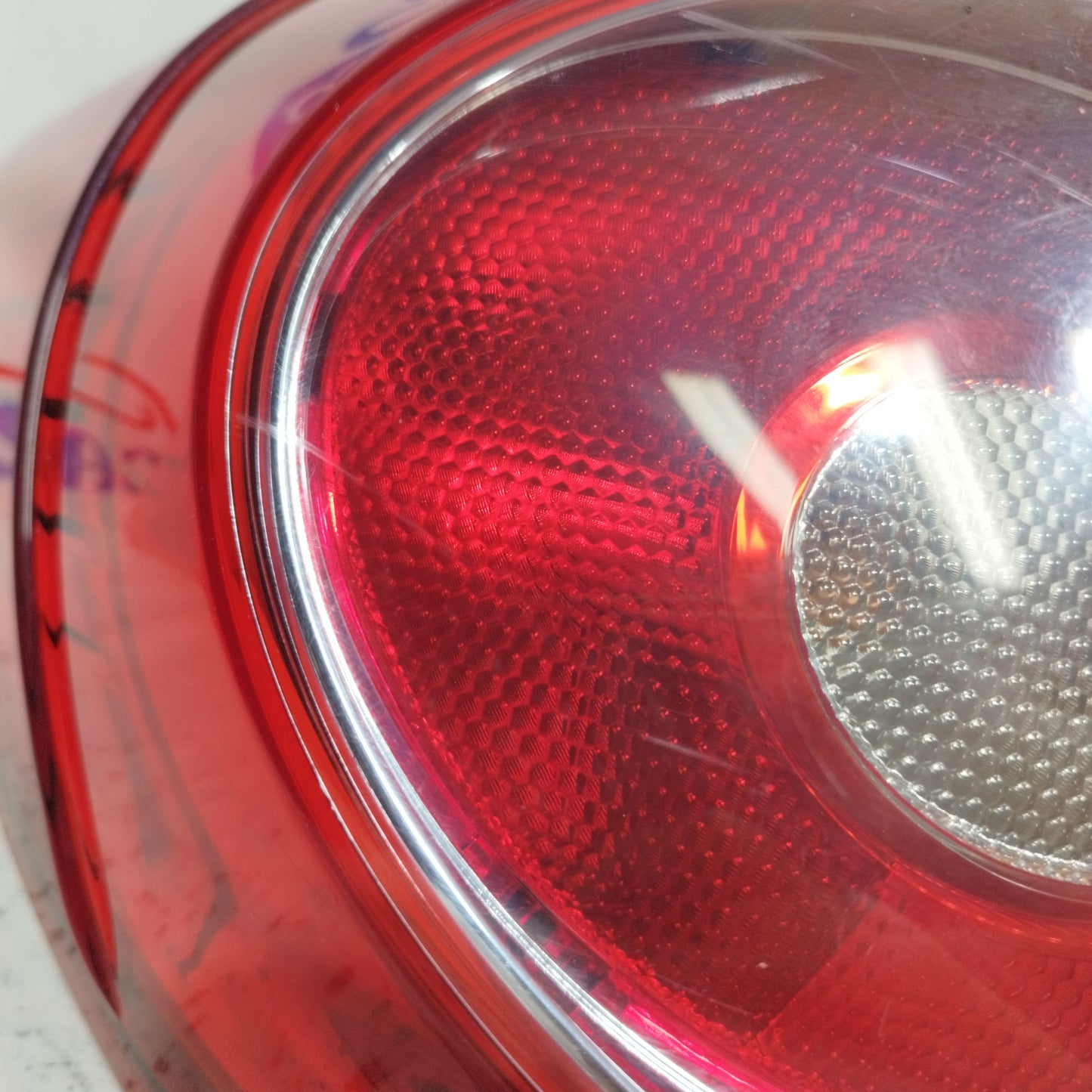 Linke Rückleuchte Ford Ka 2014 ecoAC9423