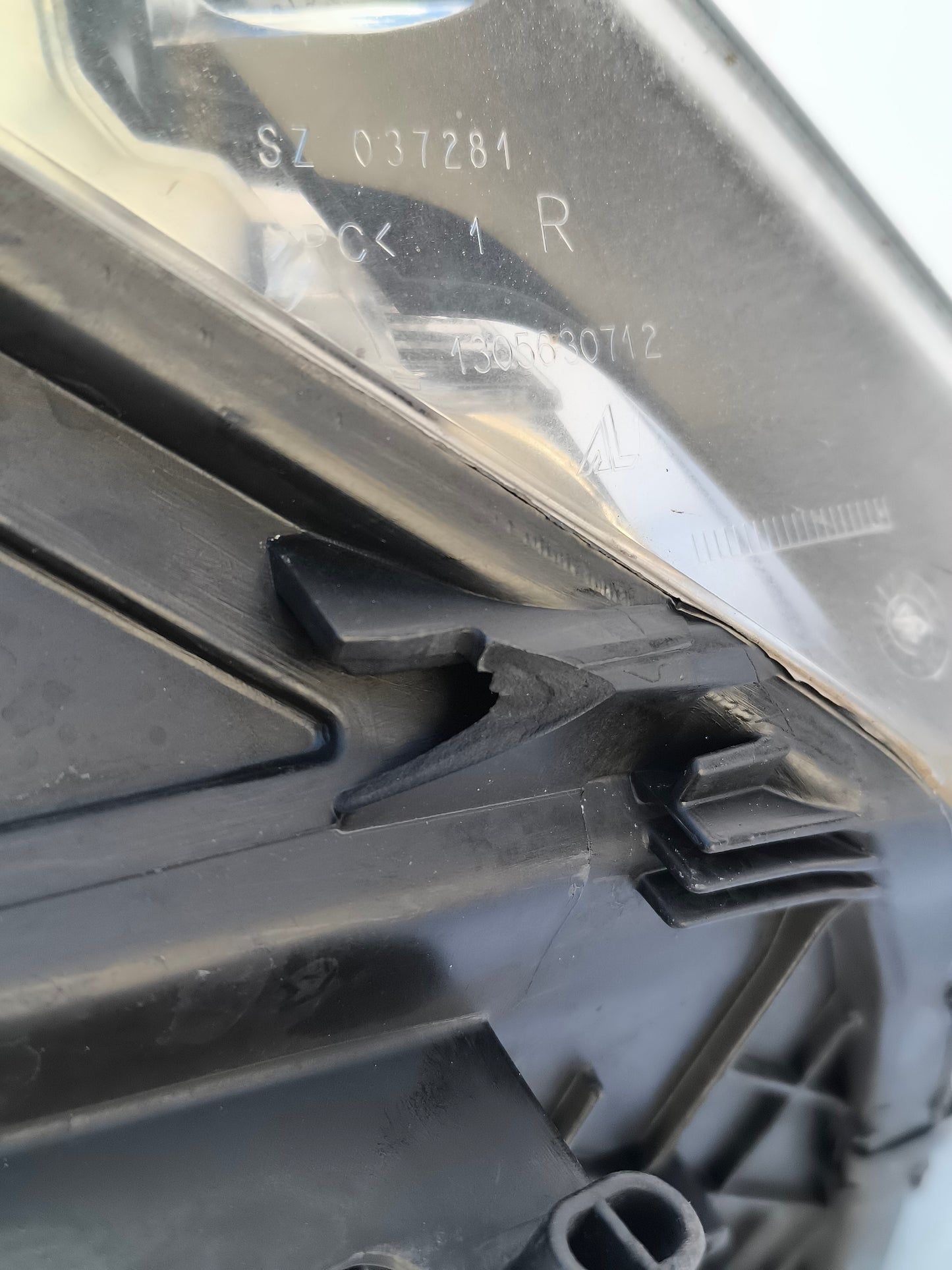 Fanale anteriore dx Renault Megane anno 2011 ecoAG6603