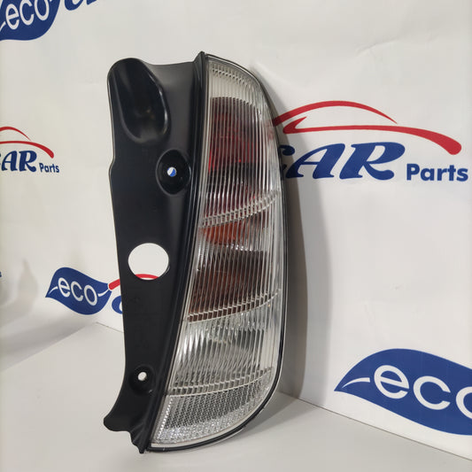 Right rear light Lancia Y 2006 white background ecoAG149