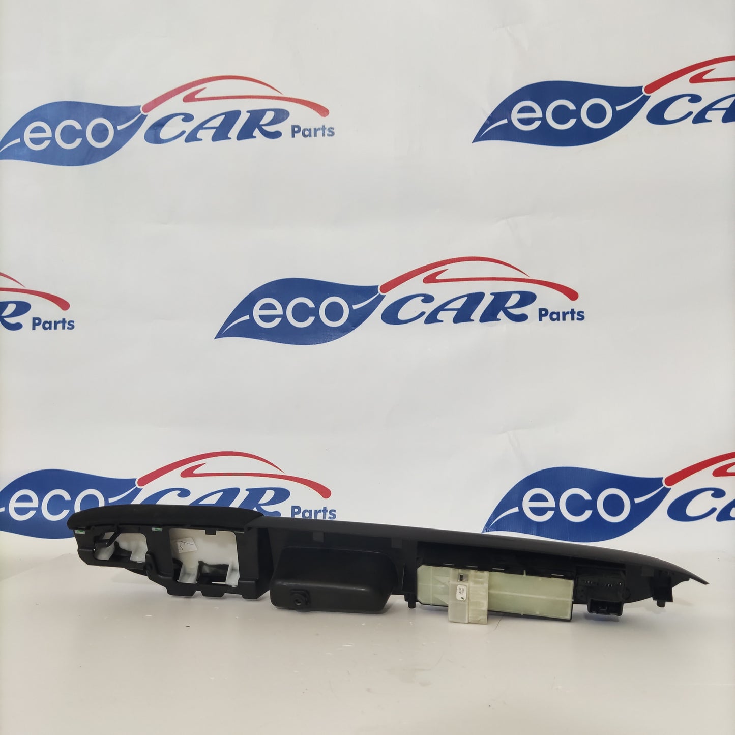 Fiat 16 ecoAG246 linke vordere Tastenleiste