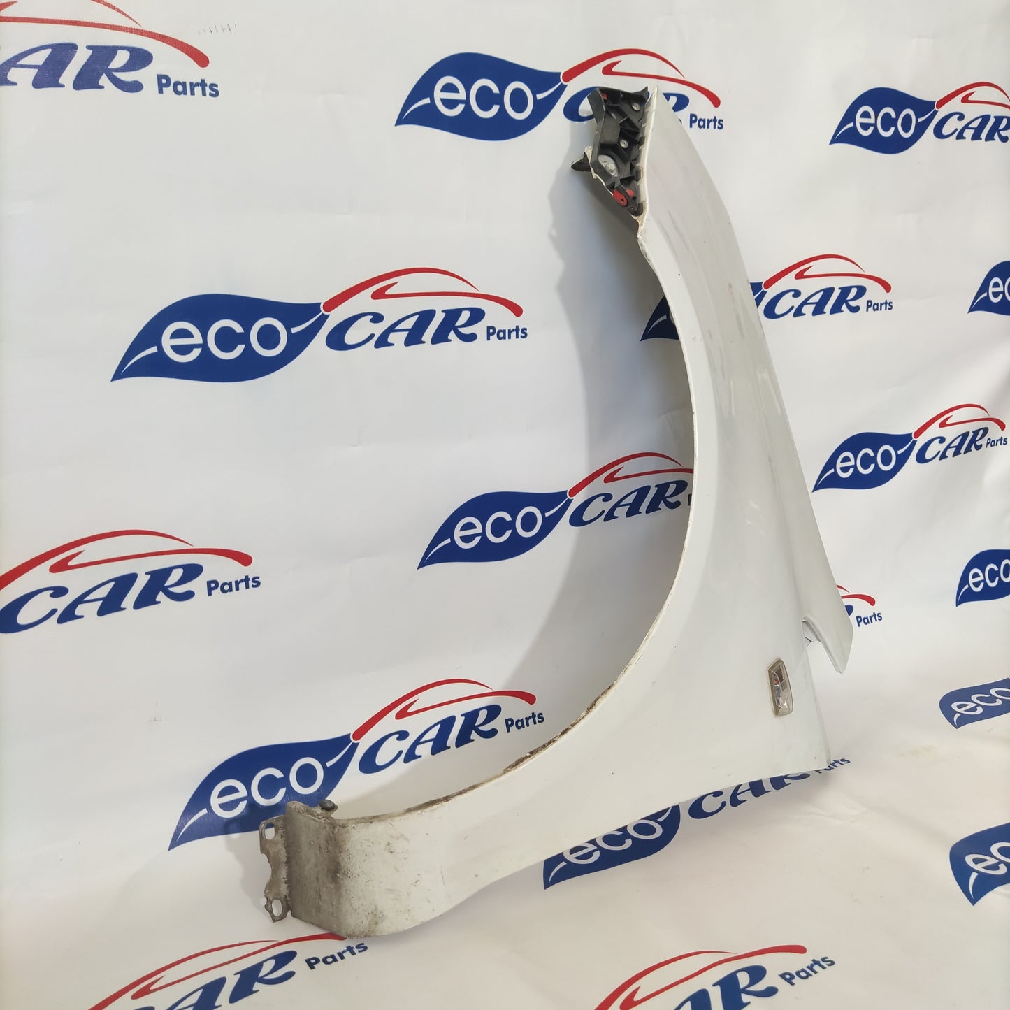 Parafango anteriore sx bianco Opel Corsa D ecoAG292