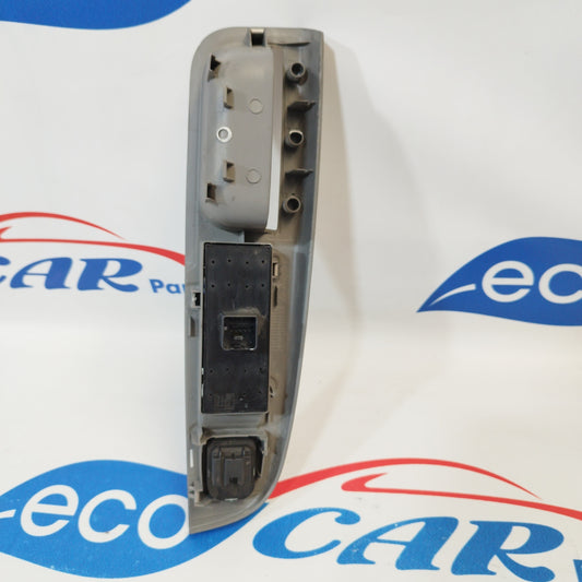 Pulsantiera anteriore sx 4 tasti Volkswagen Golf 5 2005 codice 1k4868049C ecoAC447