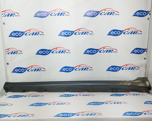 Minigonna sx grigio scuro Audi A5 sportback 40 G-Tron 2019 cod. 8W8853859 ecoAC554