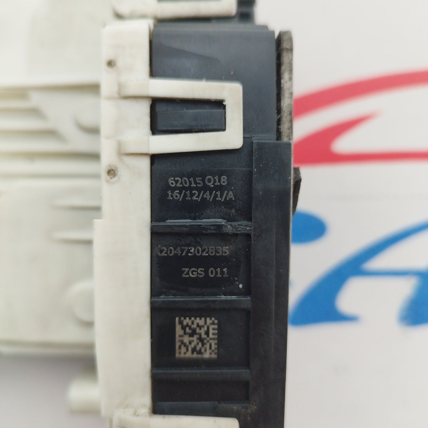 Serratura posteriore dx 4pin Mercedes Classe A W176 2016 codice a2047302835 ecoAC559