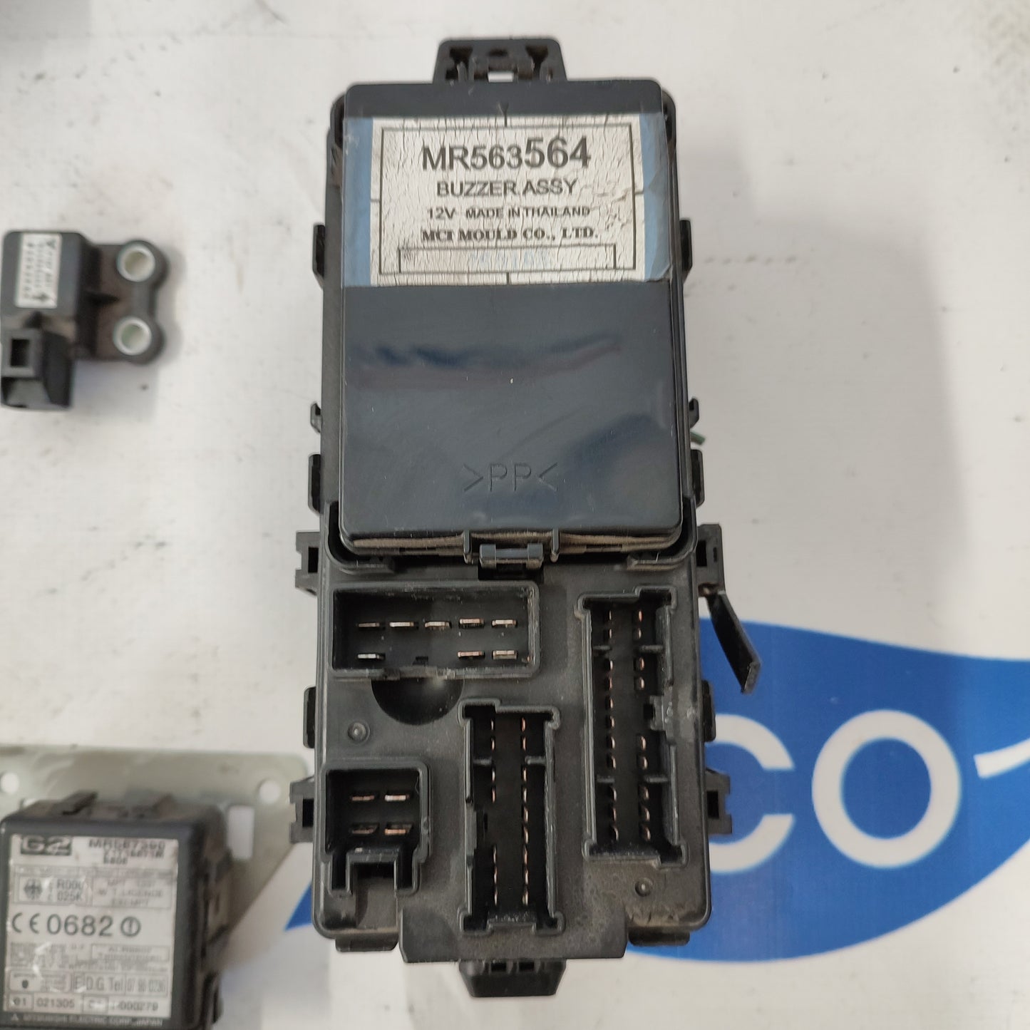 Kit accensione Mitsubishi L200 2.5 TD 2001 codice: MR577084 ecoAG476