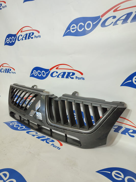 Central grille Mitsubishi L200 2001 ecoAG488