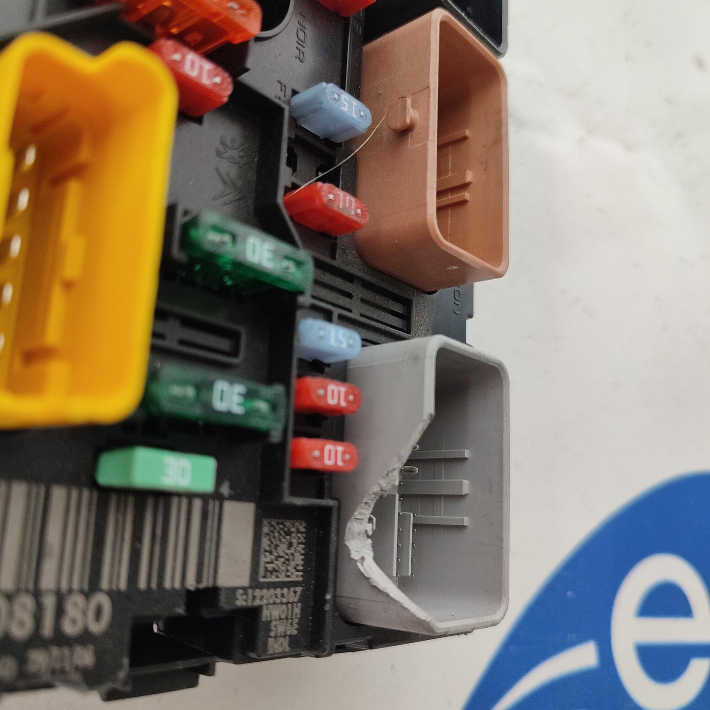 Body computer BSML10 Citroen C3/Peugeot 207 2008 cod: 9661708180 ecoAG521