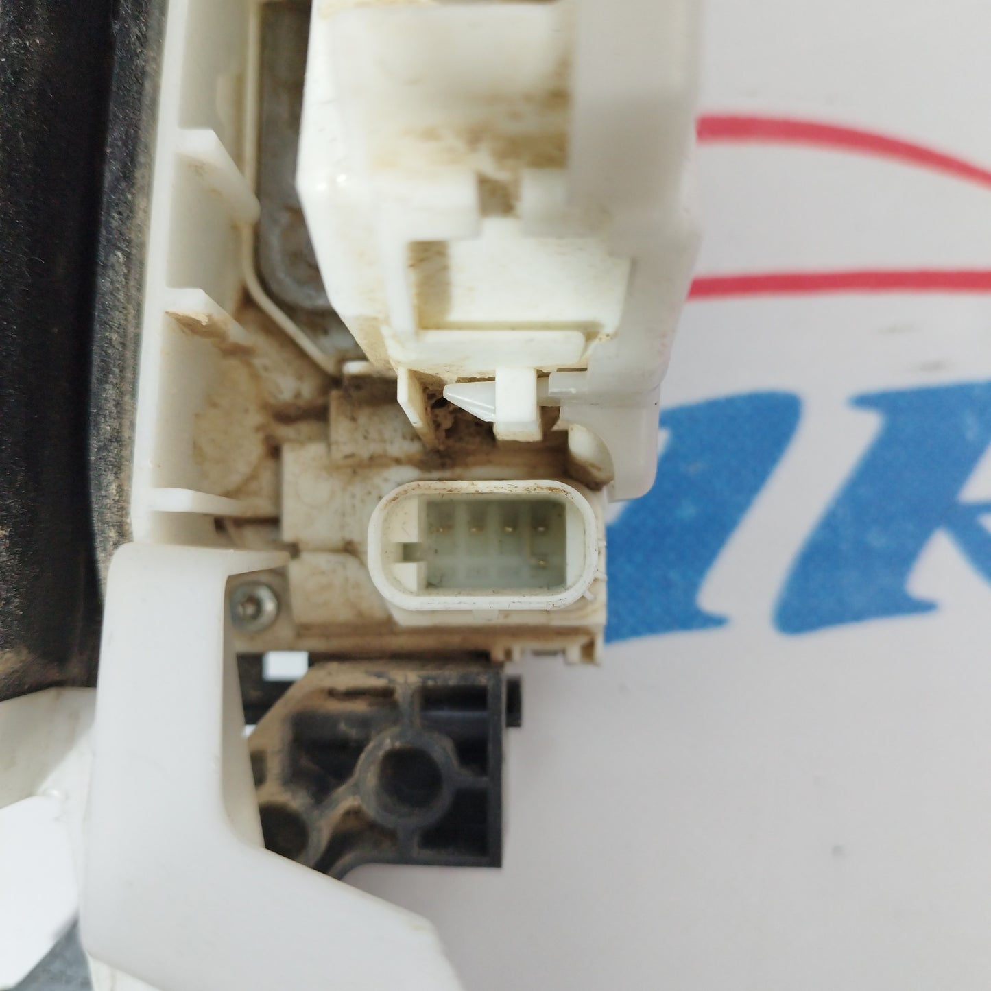 Türschloss vorne links Jeep Renegade/Fiat 500x 2017 (5-polig) Code 52139902 ecoAC1007