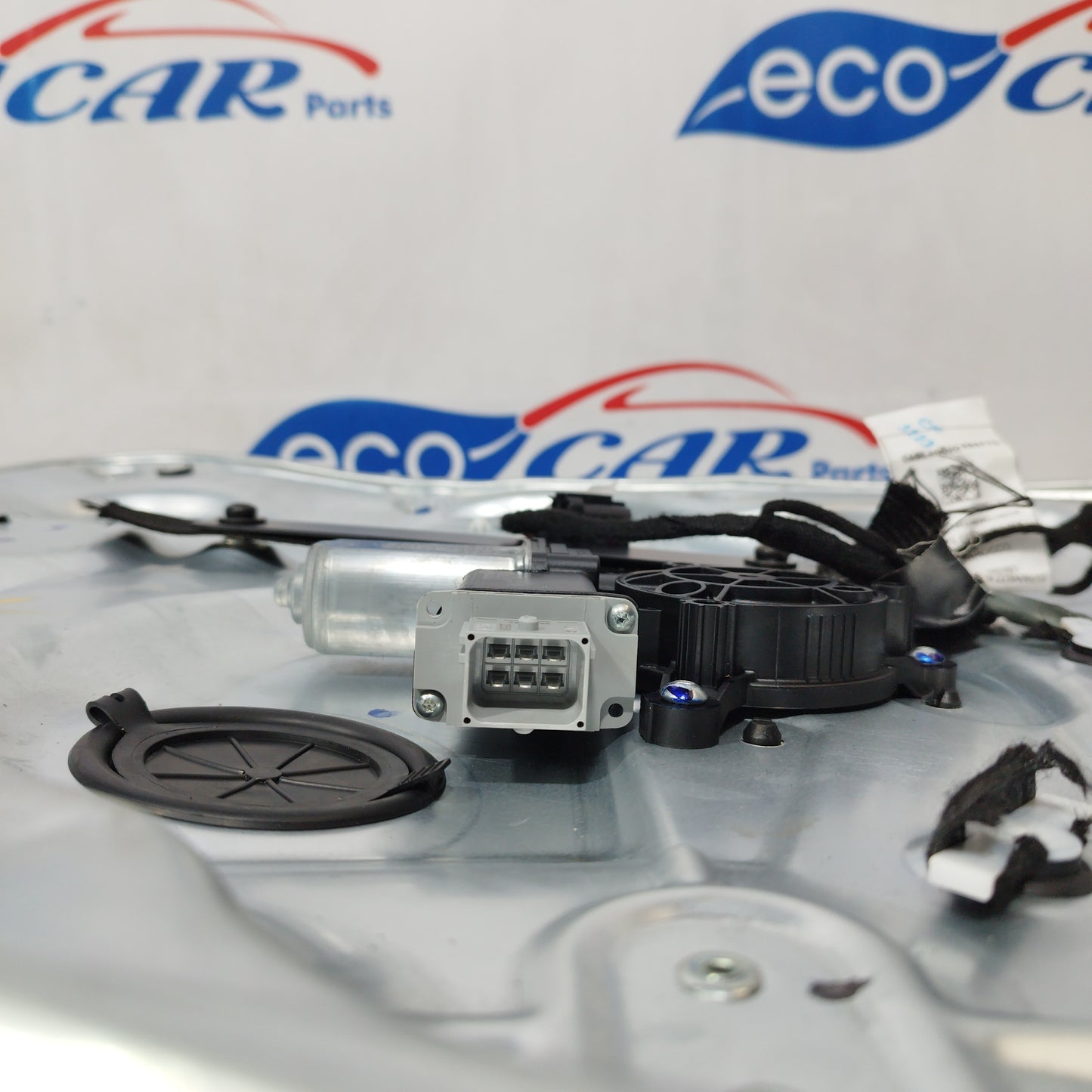 Alfa Romeo Giulietta 2019 Frontplattenträger links (6-polig) ecoAC1076