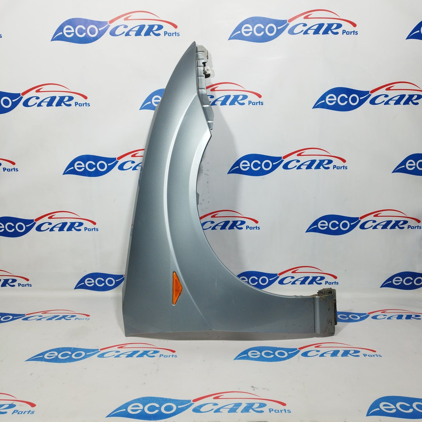 Medium gray right fender Ford Focus 2003 ecoAC1088