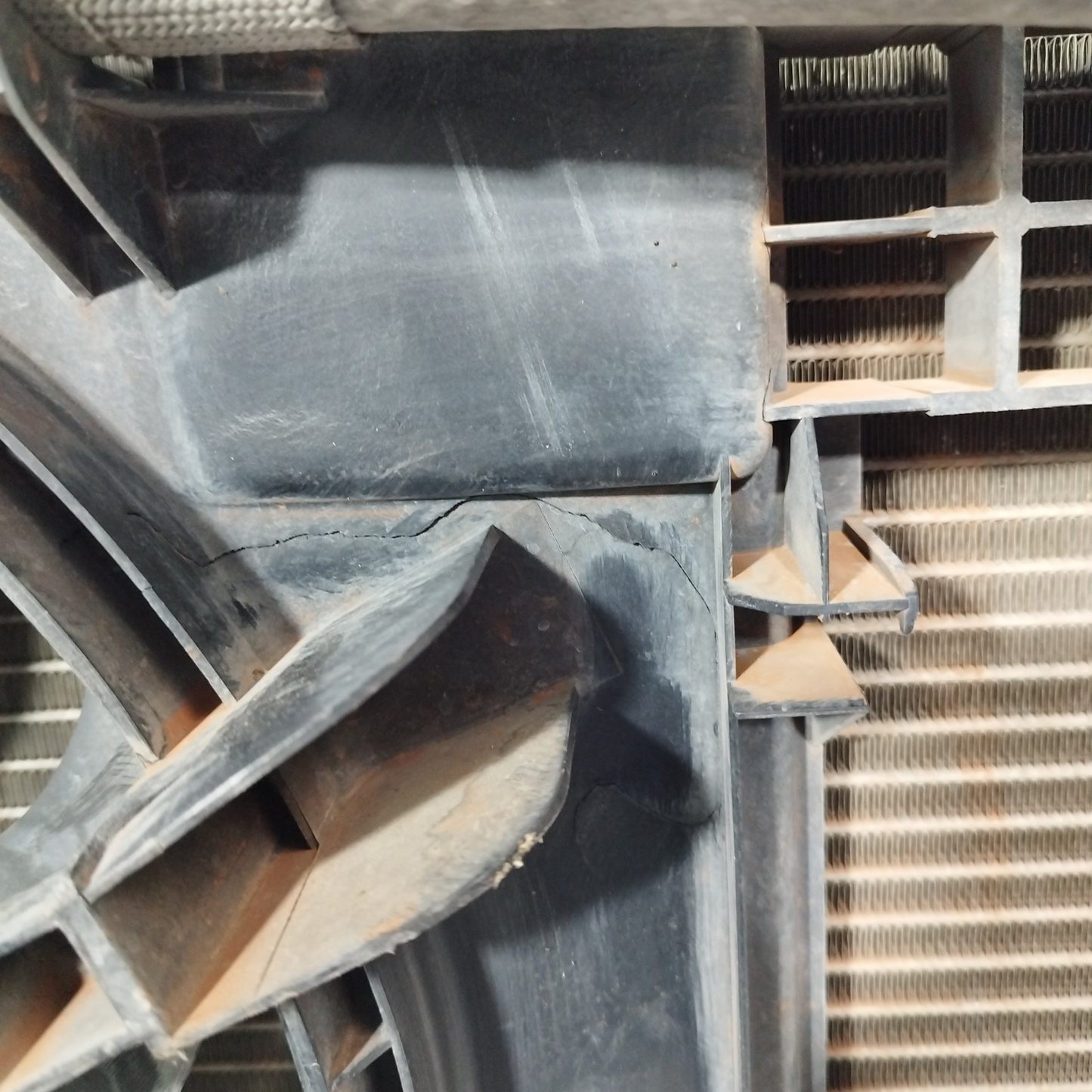 Chevrolet Aveo 2013 1.2b Kühlersatz Code 622502 ecoAC1136