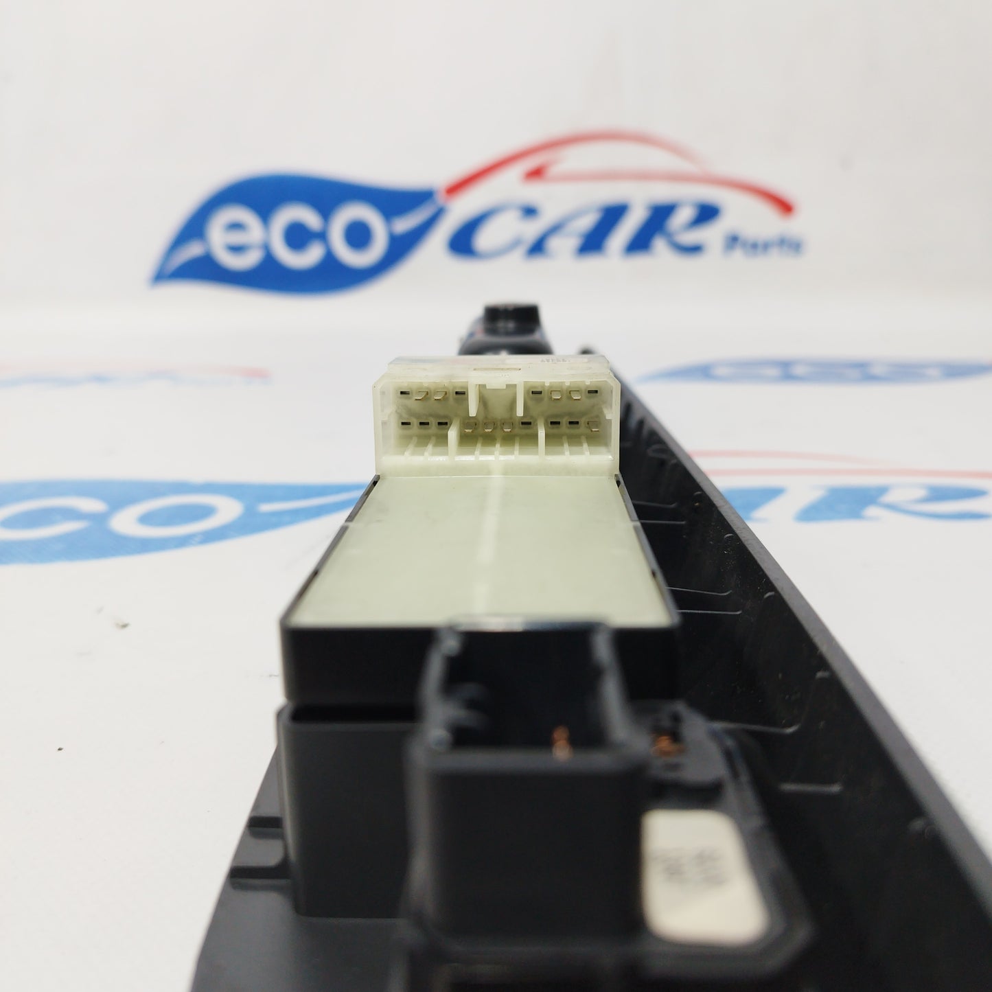 Front left control panel with 2 buttons Opel Agila/ Suzuki Splash 2008 code 83722-51k70 ecoAC1299