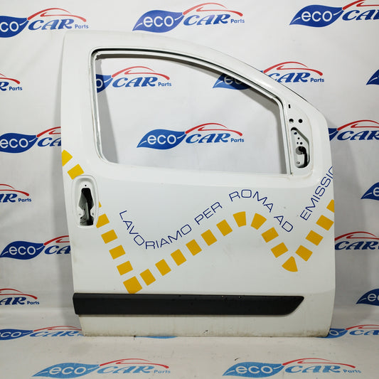 White right front door Fiat Fiorino 2011 ecoAC1452
