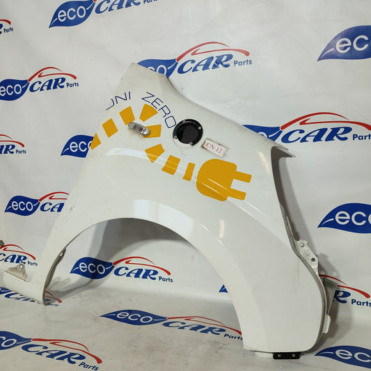 Weißer rechter Kotflügel Fiat Fiorino 2011 ecoAG853