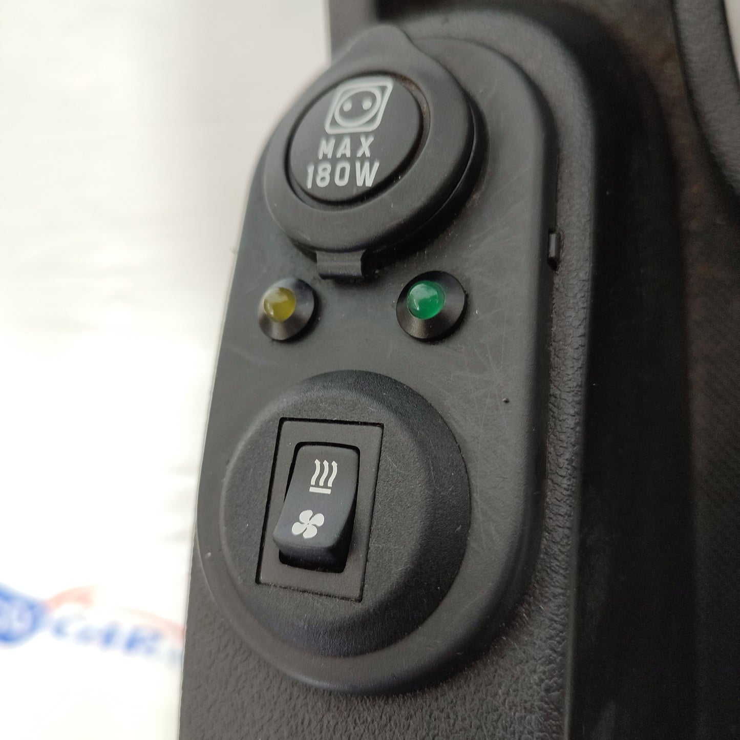 Mitteltunnel Fiat Fiorino 2011 ecoAG855