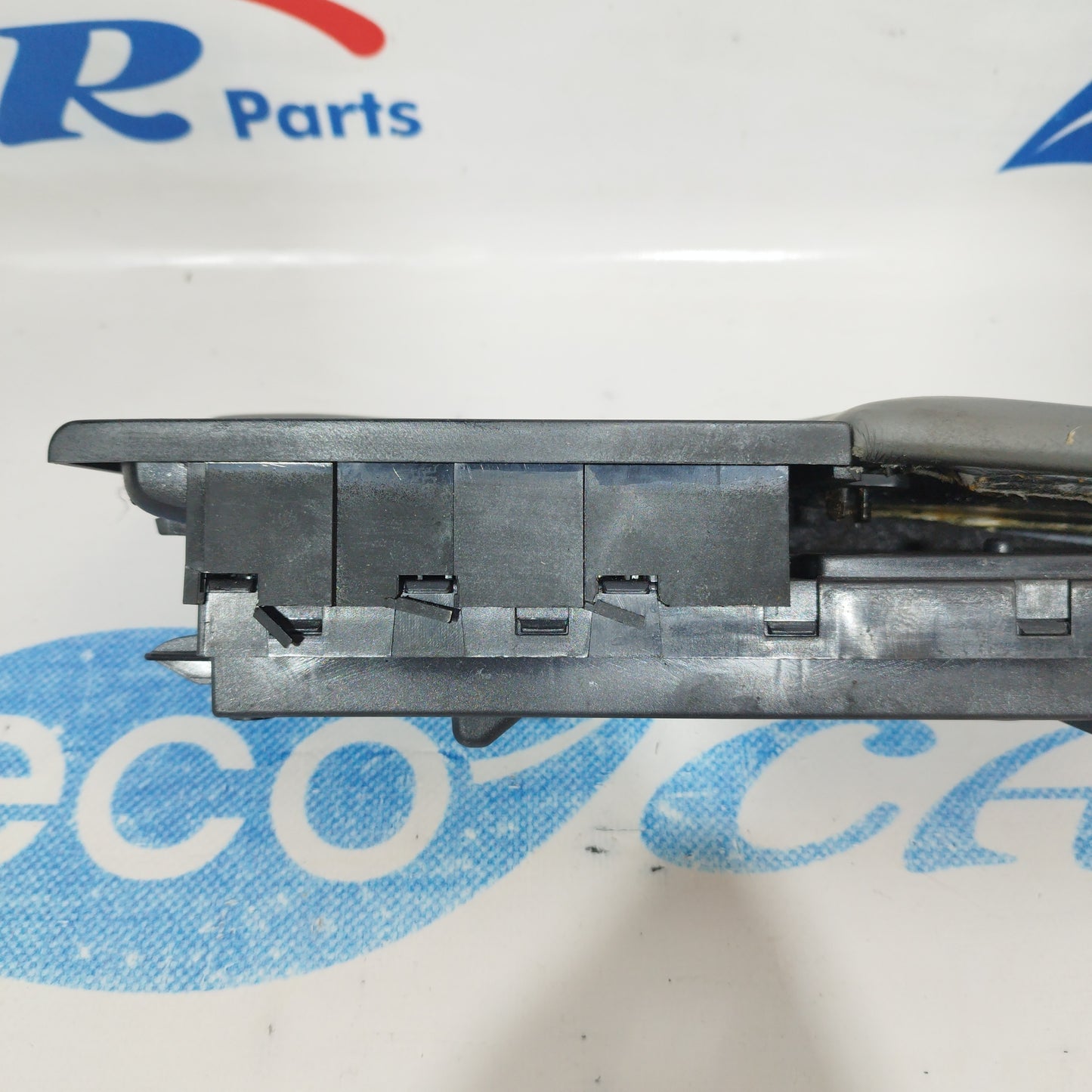 Bedienfeld vorne links mit 4 Tasten Maserati Quattroporte GTS 2012 Code 501201340027 ecoAC1698