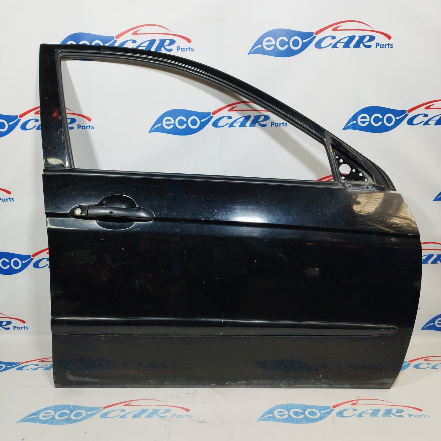 Black right front door Kia Cerato 2004 ecoAC1847