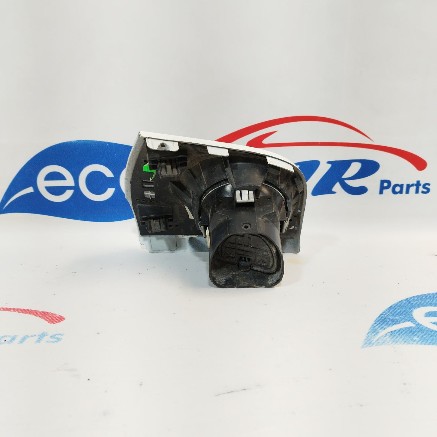 White left a/c vent fiat 500 2010 ecoAC2069