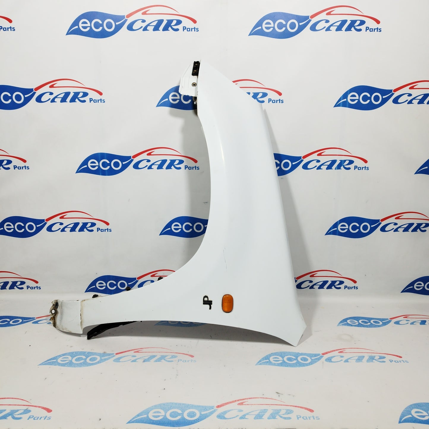 White left mudguard Dr5 2013 ecoAC2073