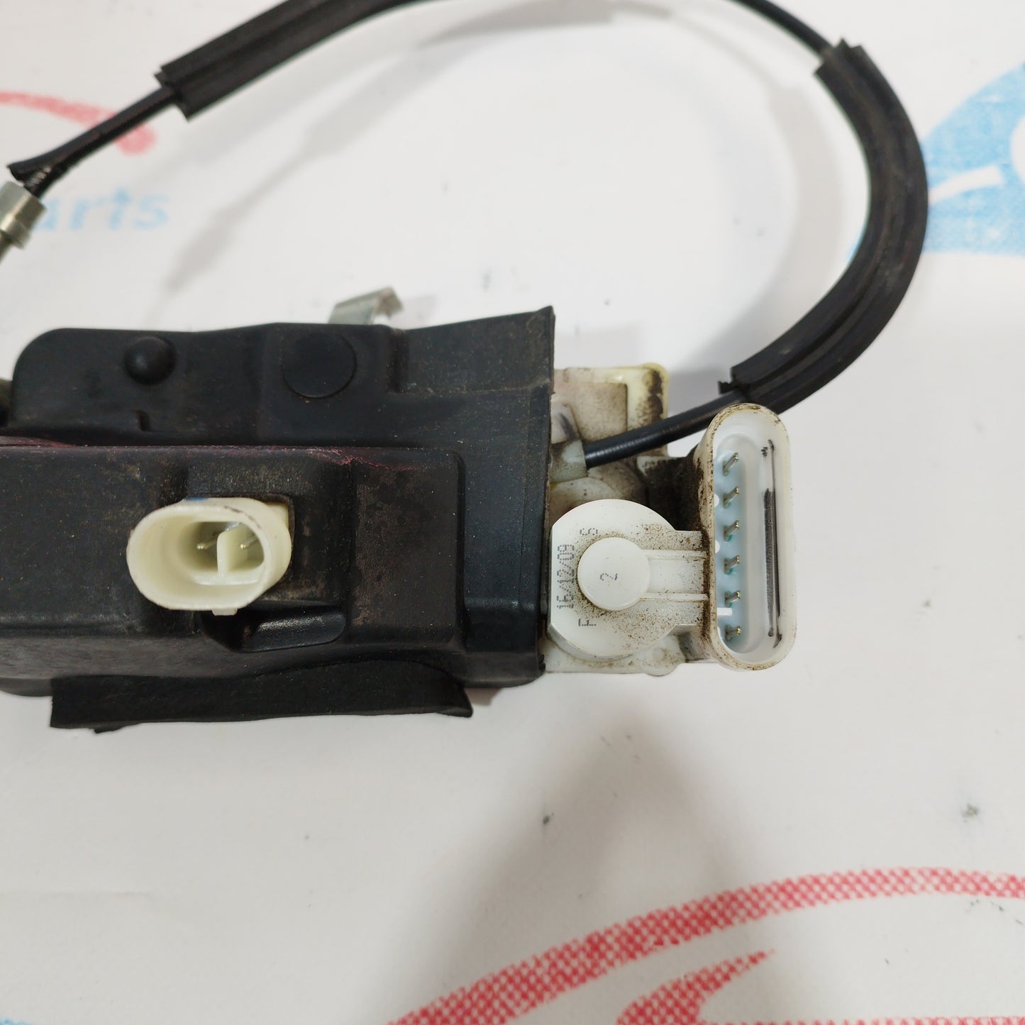 Serratura posteriore sx 2 spinotti Maserati Quattroporte 2012 ecoAC2184