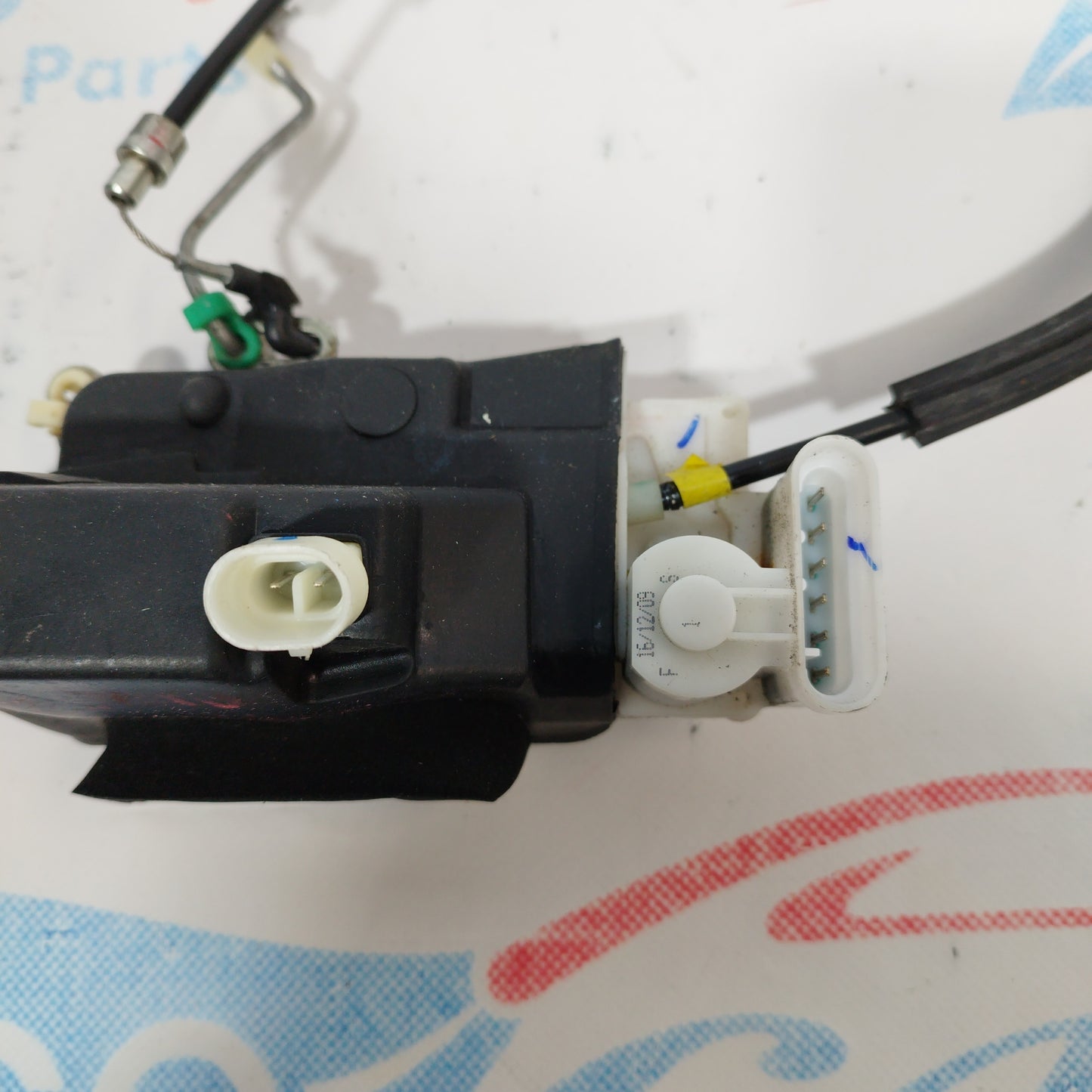 Serratura anteriore sx 2 spinotti Maserati Quattroporte 2012 ecoAC2186 ecoAC2186