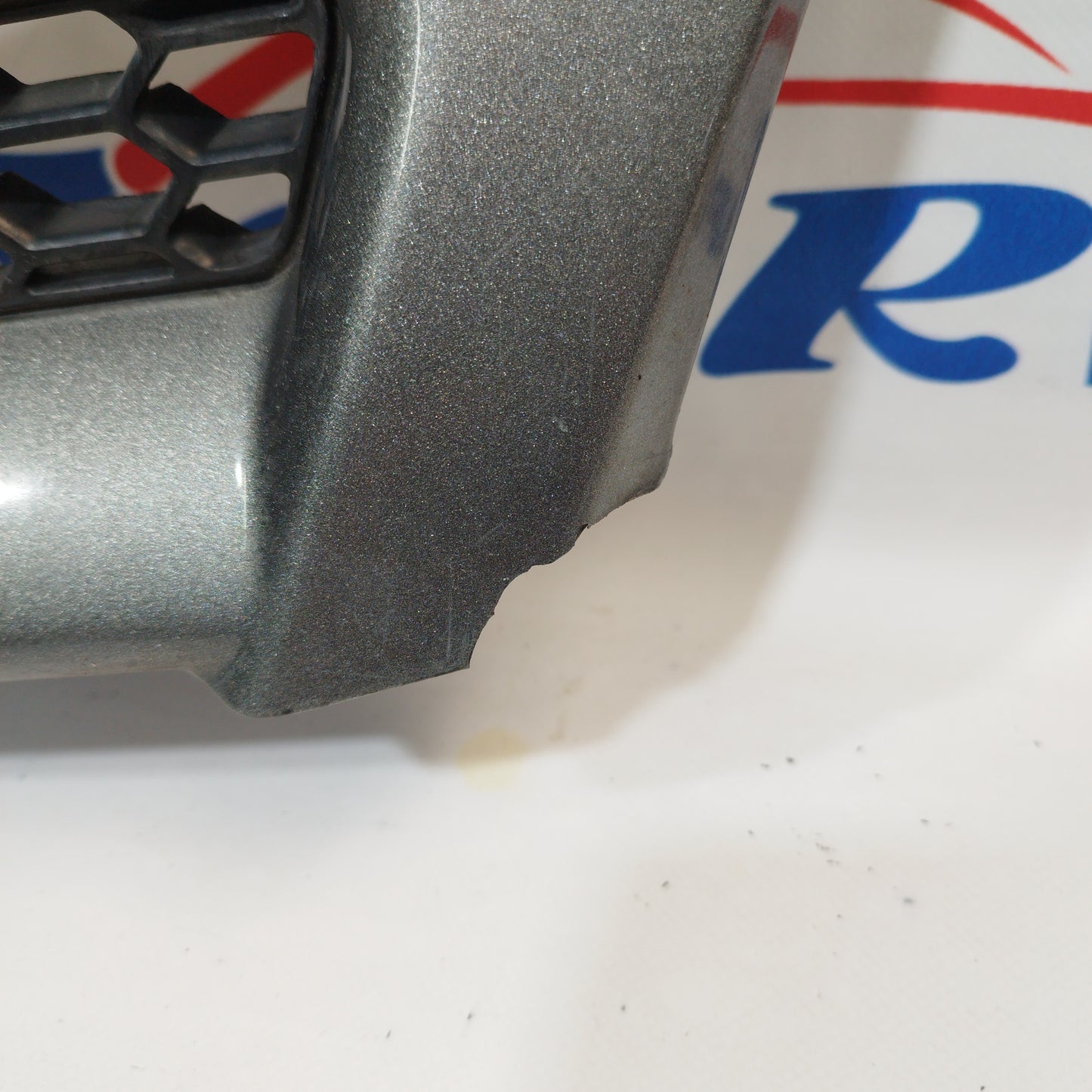 Dark gray front mask Toyota Corolla Verso 2007 ecoAC2476