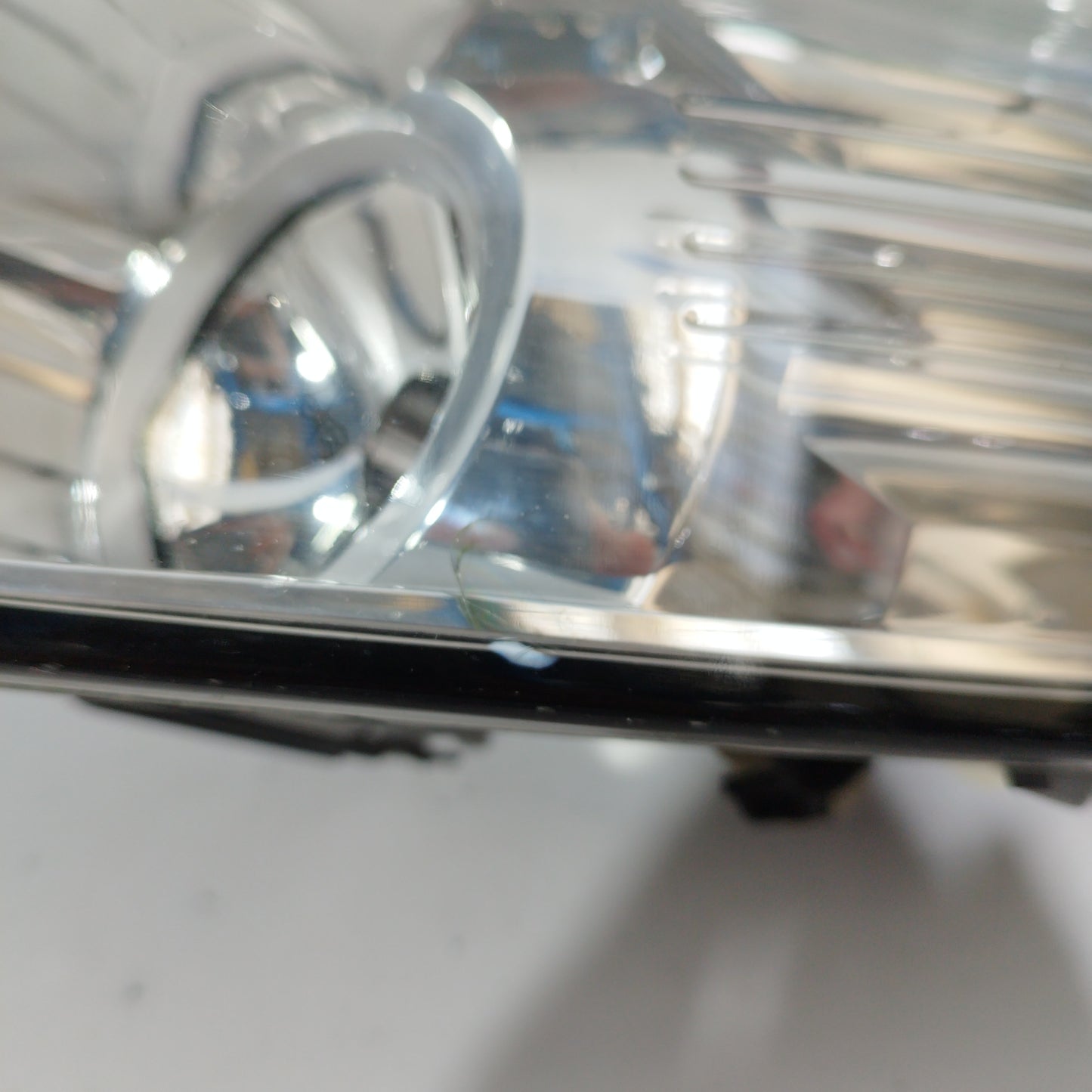 Ford Mondeo 2010 ecoAC2613 Nebelscheinwerfer vorne links