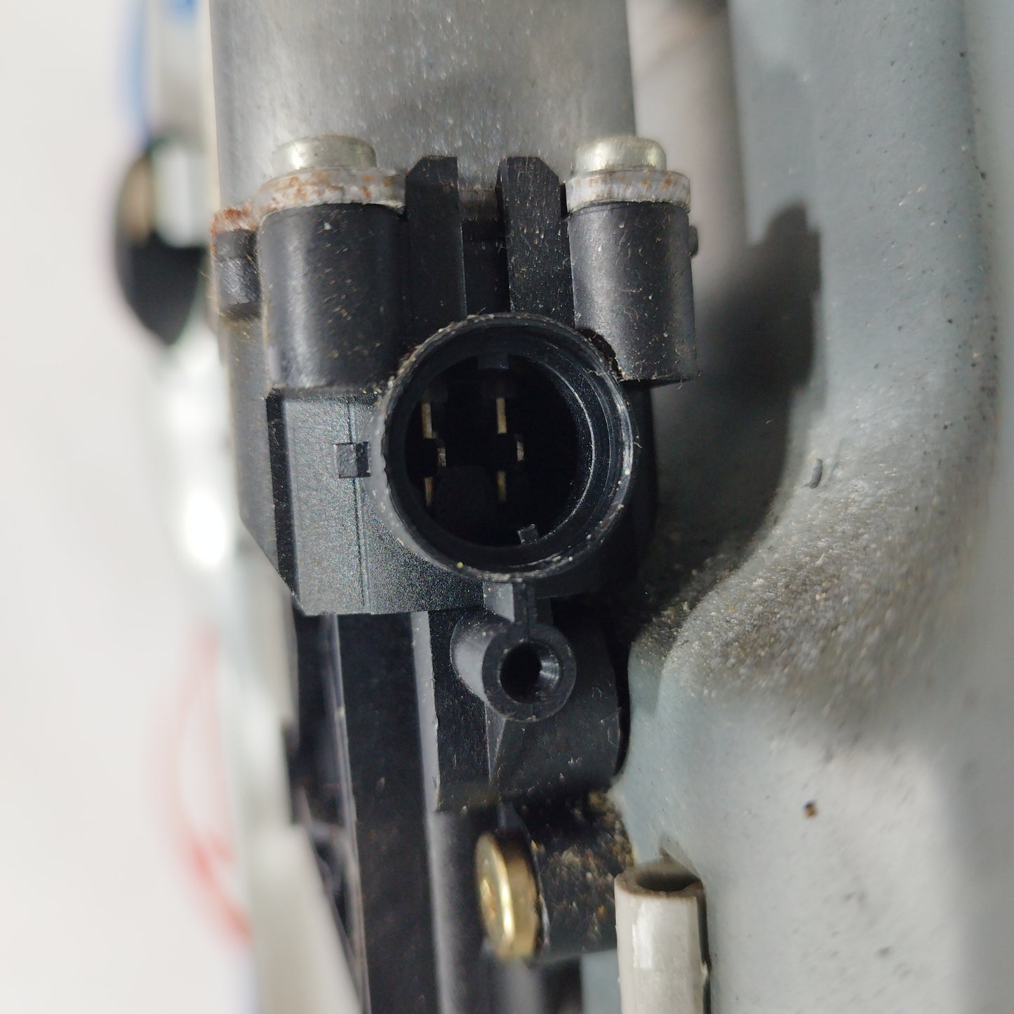 Left front panel rack Hyundai Santa Fe 2006 2 pins code 82470-2b030j9s4 ecoAC2633