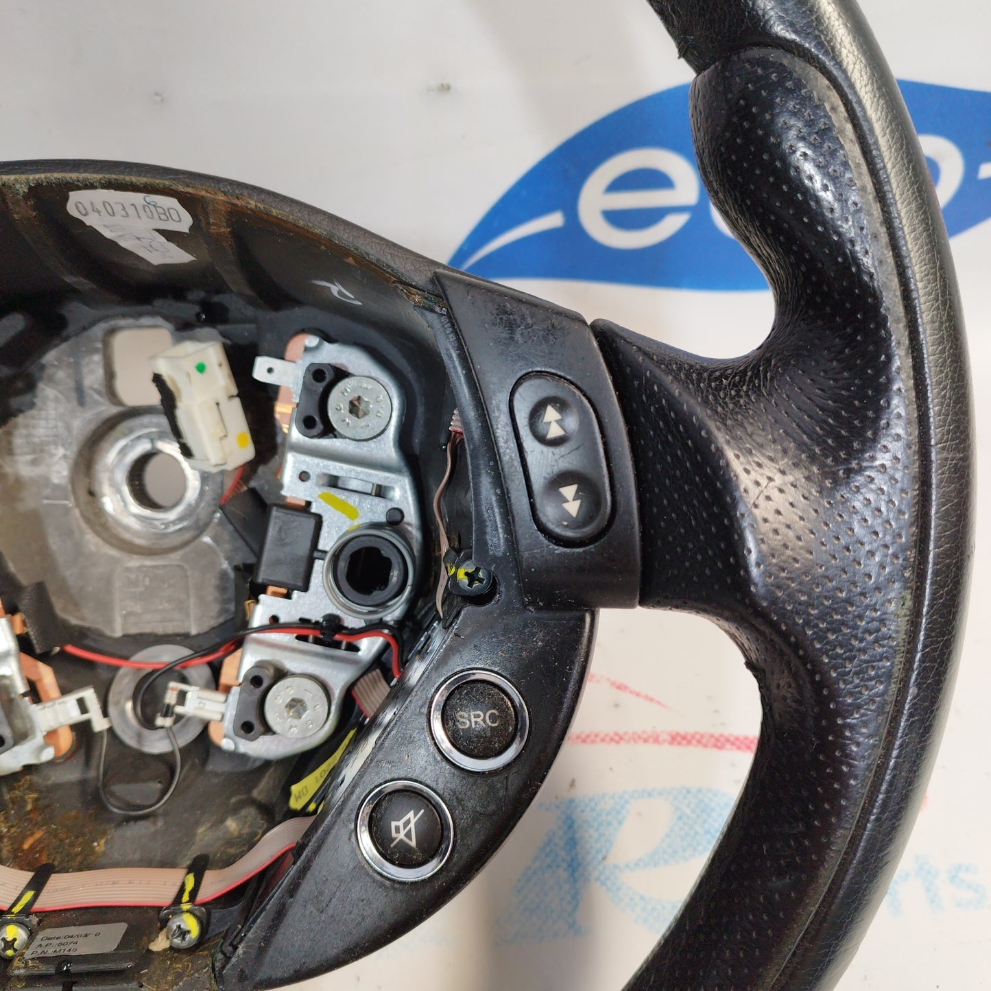 Volante con comandi al Maserati Quattroporte 2012 ecoAC2739