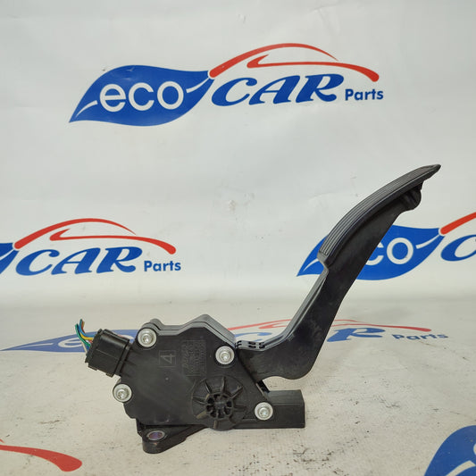 Accelerator pedal Subaru Legacy 2.0d 2010 code 36010ag140 ecoAG1206