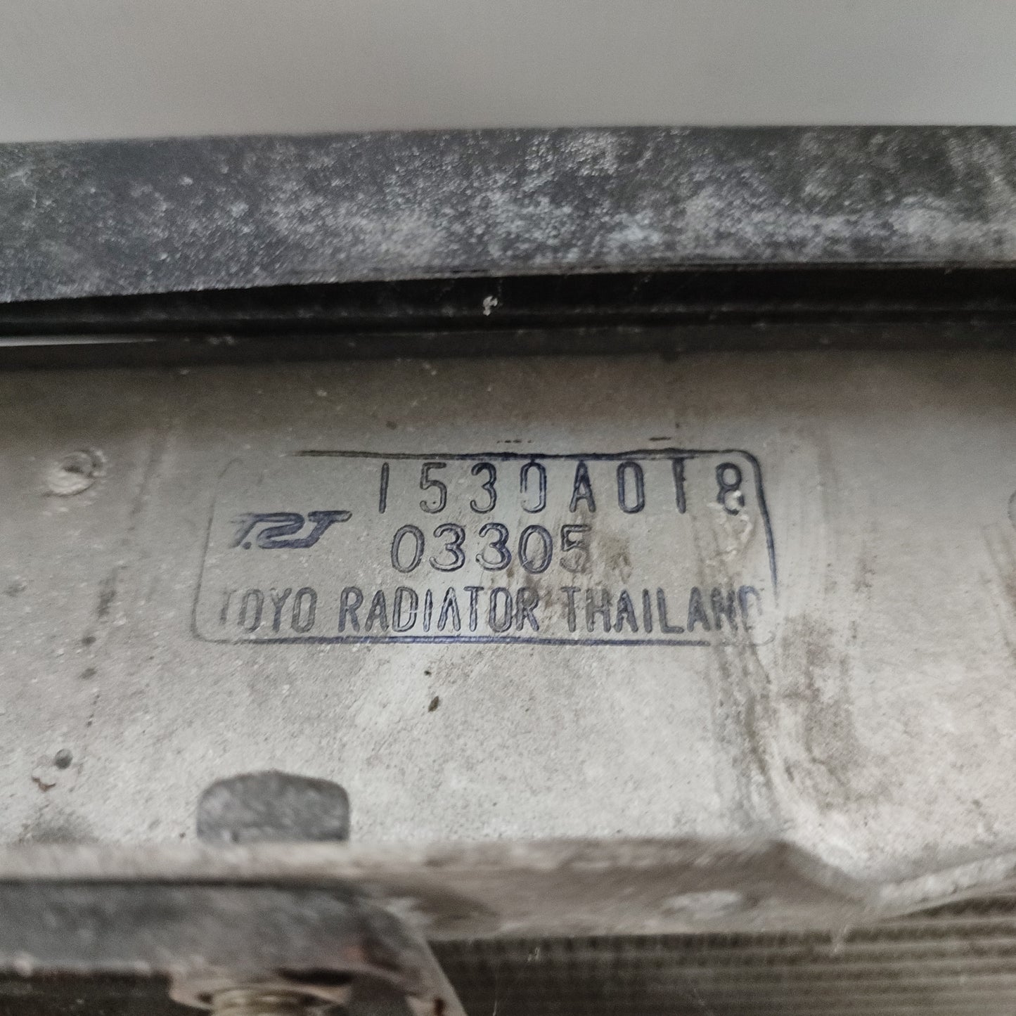 Ladeluftkühler und Lüfter für Mitsubishi L200 2.5 TD, Baujahr 2001, Teilenummer 1530A018, ecoAG1242