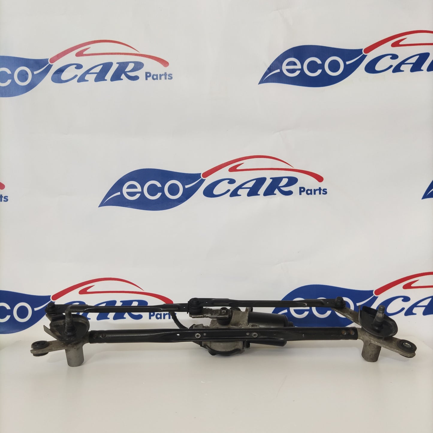 Front windscreen wiper motor Kia Sorento 2012 code 98110-2p000 ecoAG158