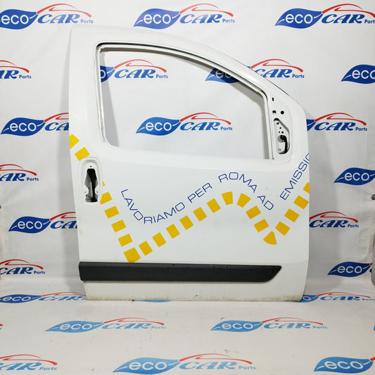 White right front door Fiat Fiorino 2011 ecoAC1452