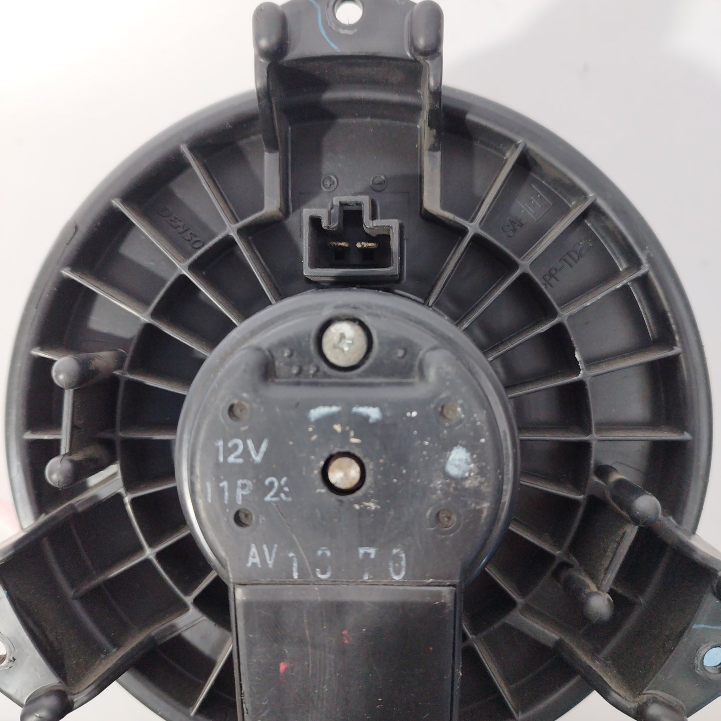 Interior heater fan Fiat 16 2012 2 pin ecoAC3020