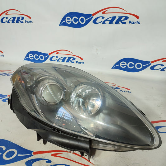 Fanale anteriore dx Fiat Bravo 2007 fondo nero freccia bianca ecoAG1272