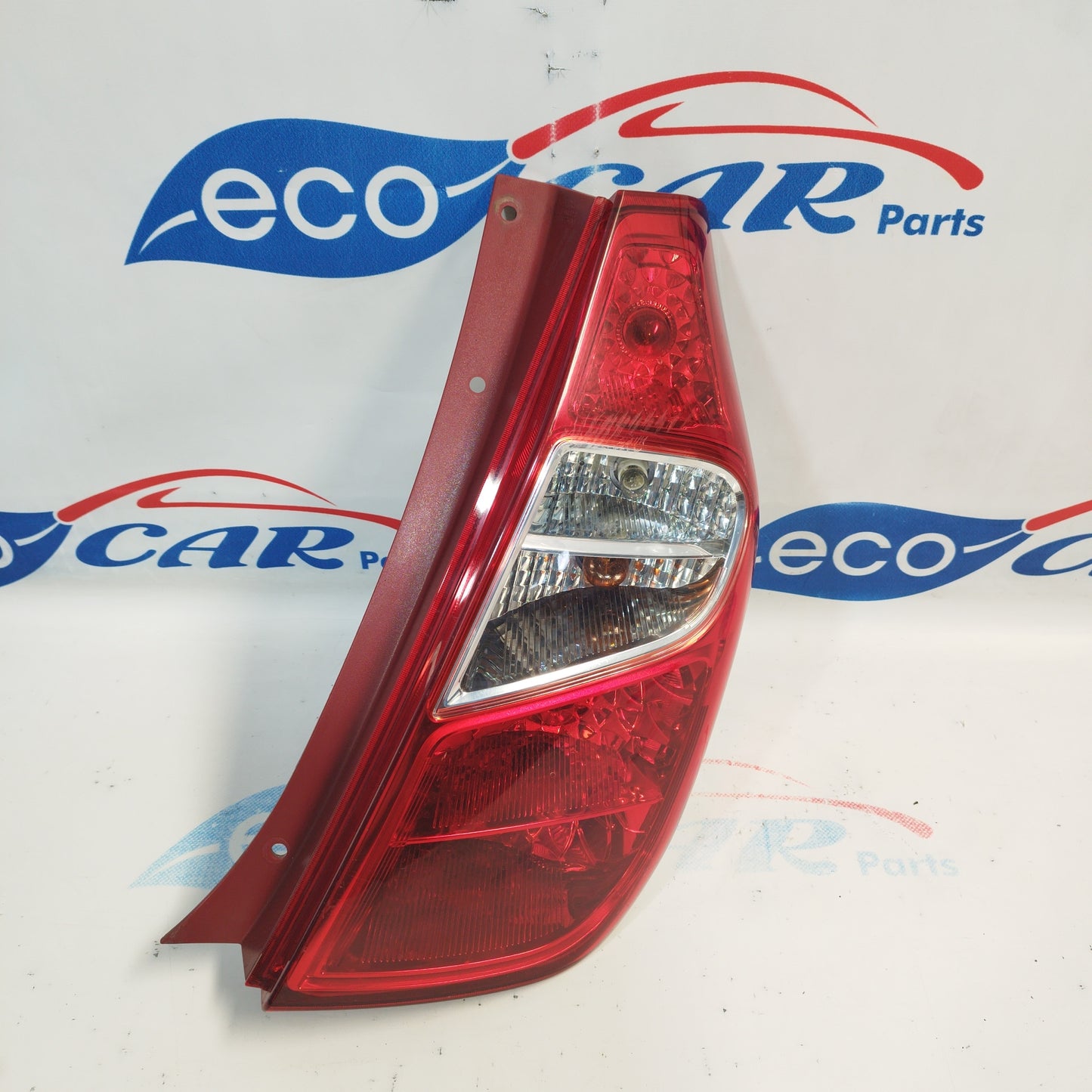 Hyundai i10 2010 rechtes Rücklicht Code 92402-0x110 ecoAC3070