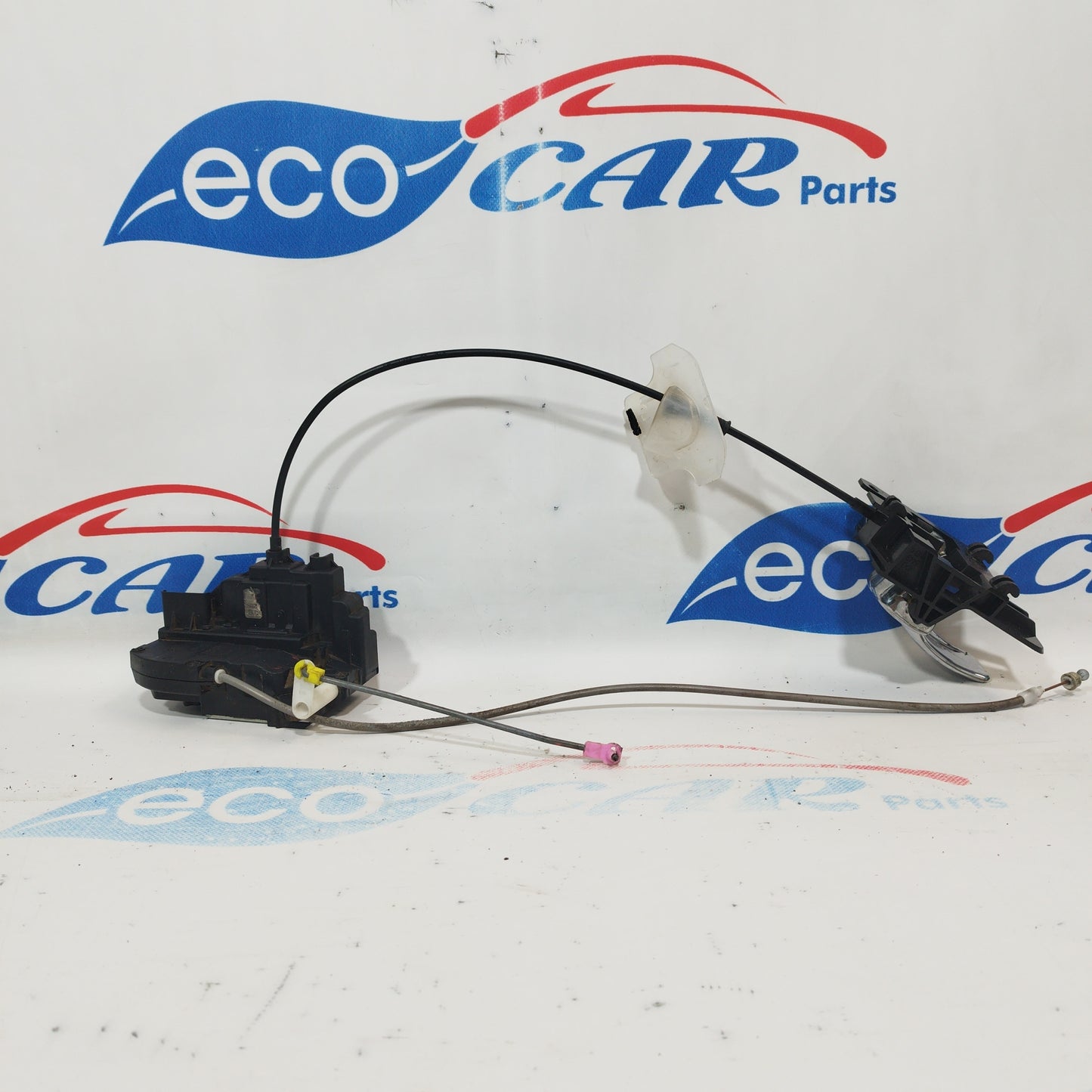 Left front lock Nissan Qashqai 2008 (6 pin) ecoAC3095