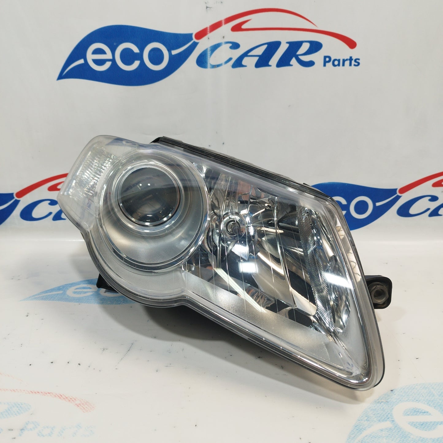 Fanale anteriore dx Volkswagen Passat 2009 cod. 3c0941006J ecoAC3097