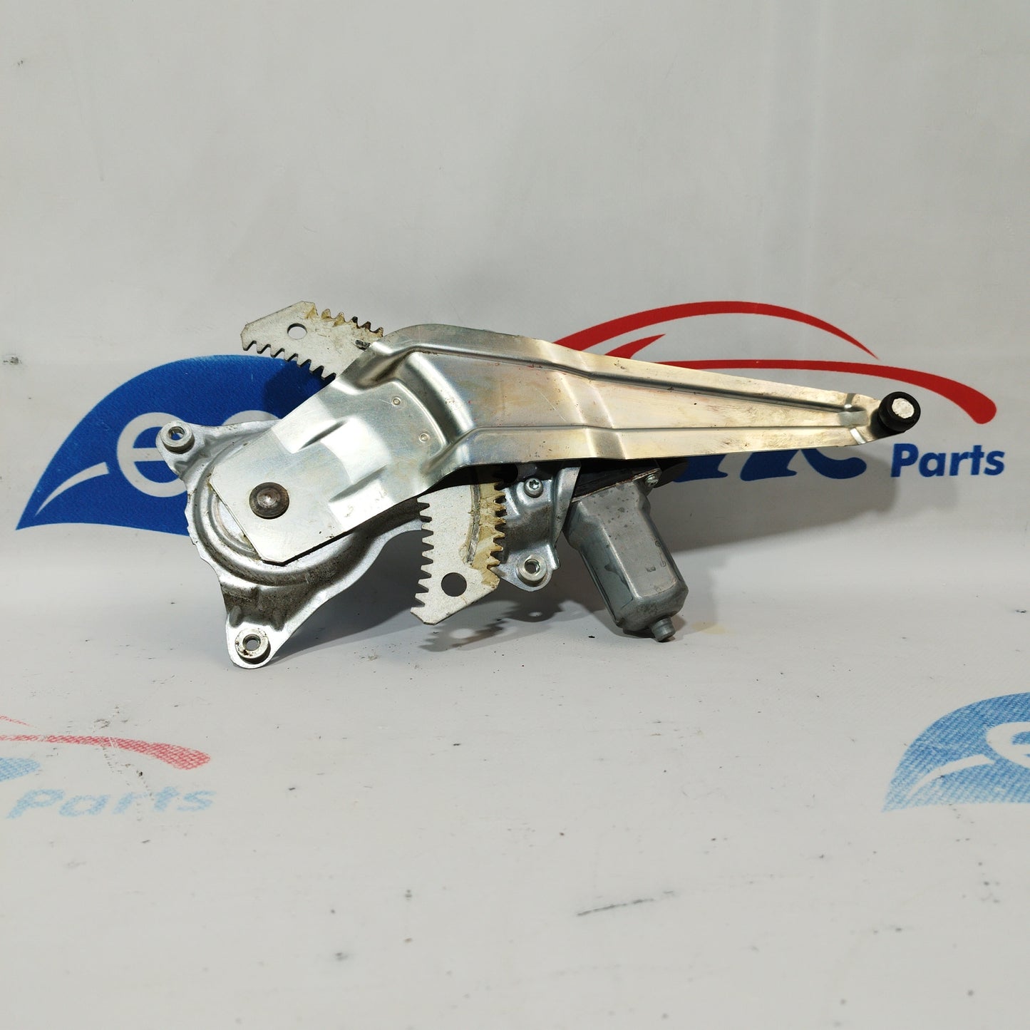 Right rear rack Suzuki Swift 2011 code 83530-63j00 2 pin ecoAC3189