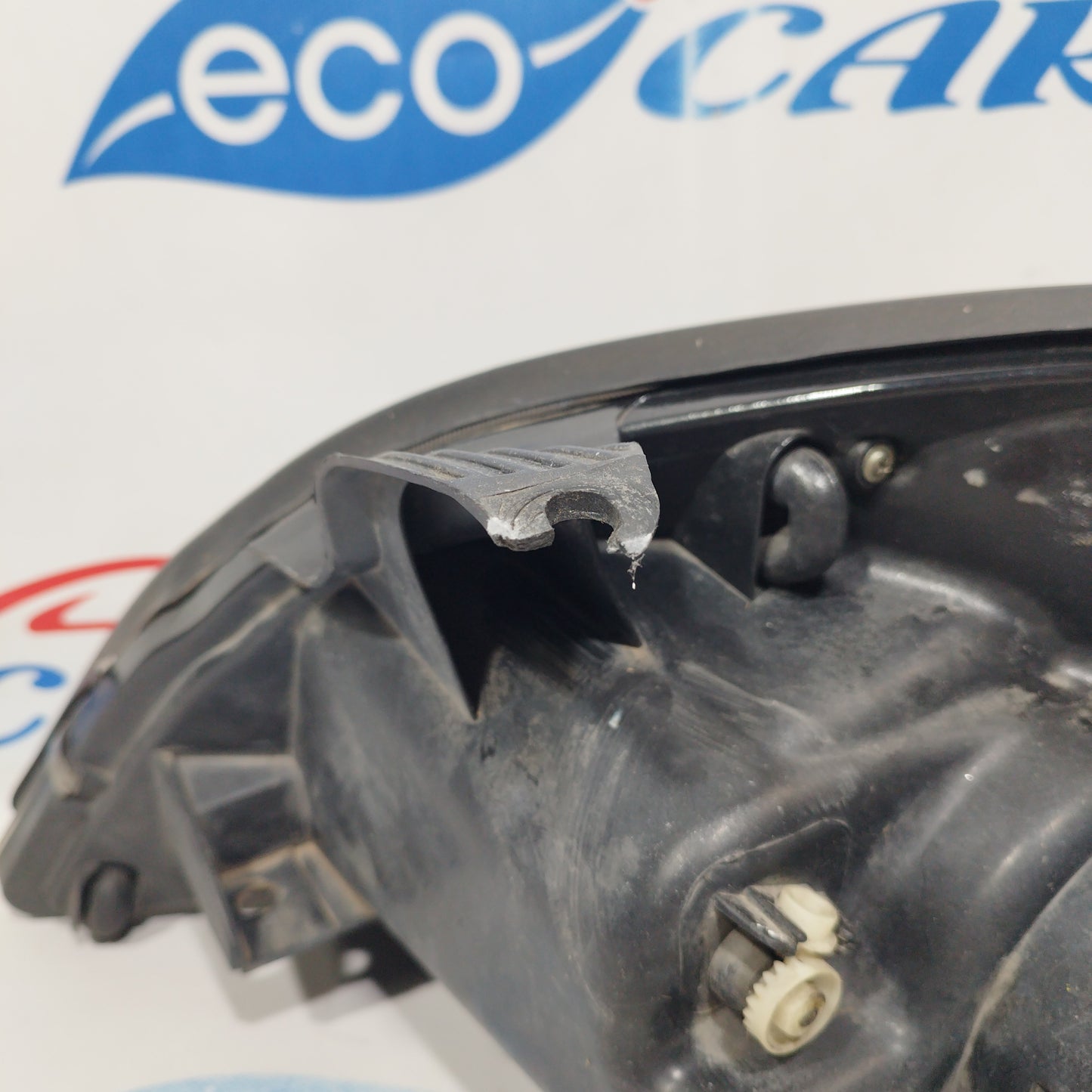 Dr5 2010 ecoAC3308 rechter Frontscheinwerfer