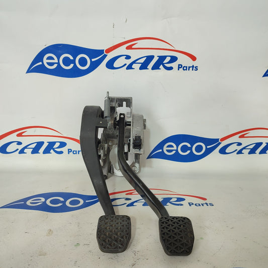 Brems- und Kupplungspedal BMW 3er Reihe 2005 Teilenummer 423.224-03 ecoAG1364